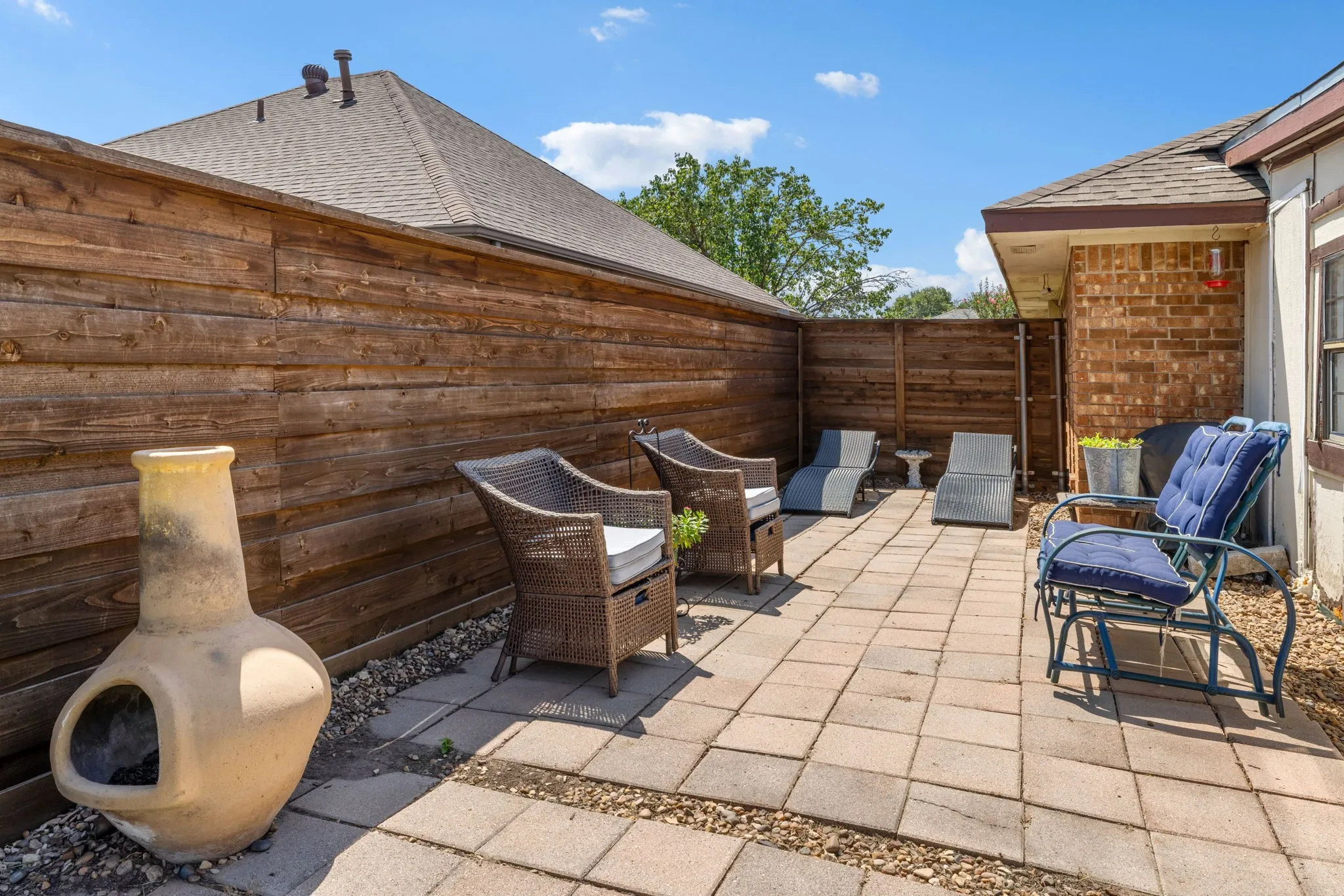 Single Family Residence For Sale in Dallas County , 3011 Tina Street, Sachse, Texas 75048, 3 Bedroom, 2 Bathroom, Garage spaces, 1,976 Sqft, built in 1985, mls#21356668, Real Estate Agent in Sachse, Homes For Sale in Dallas county, Homes For Sale in Sachse, Realtor in Sachse Texas, Real Estate Brokerage Independent Realty Texas, Luminita Cordes Realtor