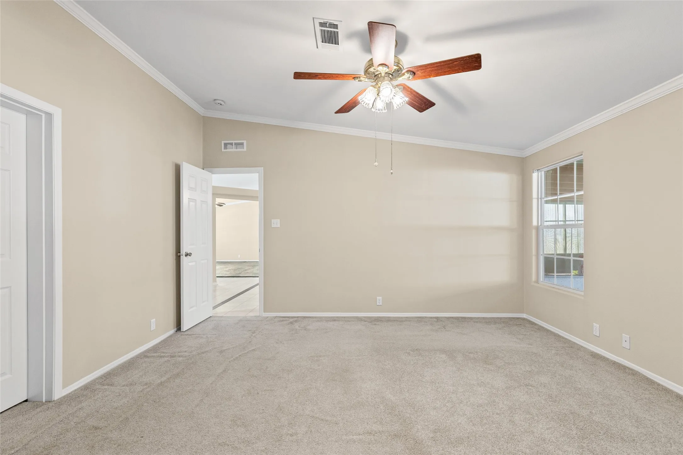 Single Family Residence For Sale in Hunt County , 5101 County Road 2208, Greenville, Texas 75402, 3 Bedroom, 2 Bathroom, 2 Garage spaces, 1,920 Sqft, built in 2004, mls#21354870, Real Estate Agent in Greenville, Homes For Sale in Hunt county, Homes For Sale in Greenville, Realtor in Greenville Texas, Real Estate Brokerage Independent Realty Texas, Luminita Cordes Realtor
