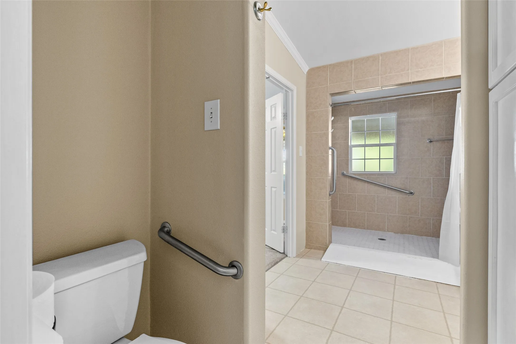 Single Family Residence For Sale in Hunt County , 5101 County Road 2208, Greenville, Texas 75402, 3 Bedroom, 2 Bathroom, 2 Garage spaces, 1,920 Sqft, built in 2004, mls#21354870, Real Estate Agent in Greenville, Homes For Sale in Hunt county, Homes For Sale in Greenville, Realtor in Greenville Texas, Real Estate Brokerage Independent Realty Texas, Luminita Cordes Realtor