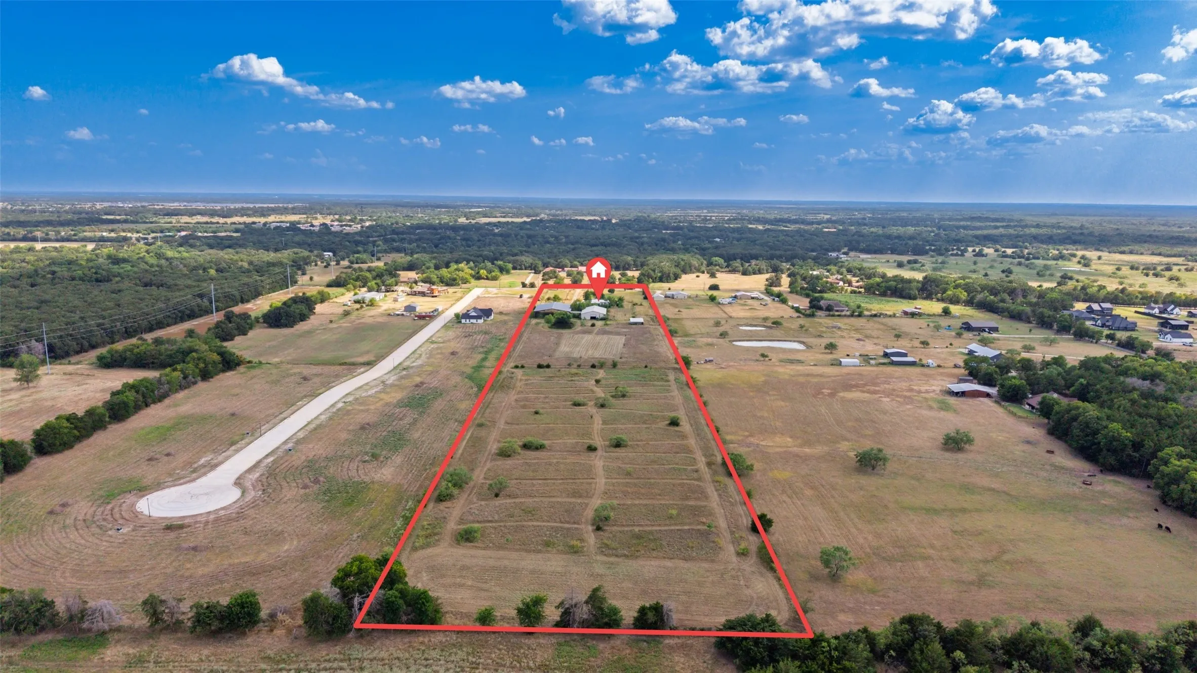 Single Family Residence For Sale in Hunt County , 5101 County Road 2208, Greenville, Texas 75402, 3 Bedroom, 2 Bathroom, 2 Garage spaces, 1,920 Sqft, built in 2004, mls#21354870, Real Estate Agent in Greenville, Homes For Sale in Hunt county, Homes For Sale in Greenville, Realtor in Greenville Texas, Real Estate Brokerage Independent Realty Texas, Luminita Cordes Realtor