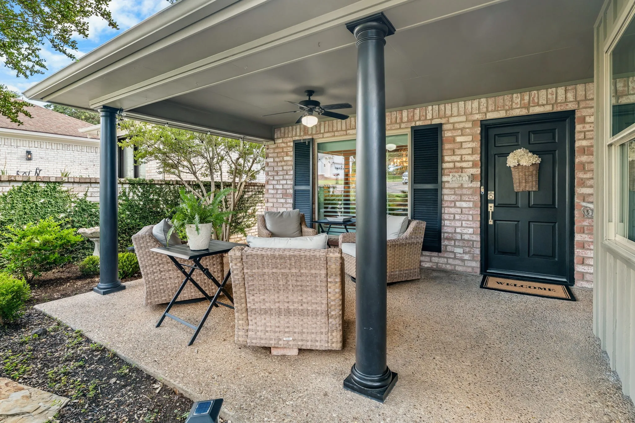 Single Family Residence For Sale in Mc Lennan County , 4409 Westchester Drive, Waco, Texas 76710, 3 Bedroom, 2 Bathroom, 2 Garage spaces, 2,624 Sqft, built in 1974, mls#21356622, Real Estate Agent in Waco, Homes For Sale in Mc Lennan county, Homes For Sale in Waco, Realtor in Waco Texas, Real Estate Brokerage Independent Realty Texas, Luminita Cordes Realtor