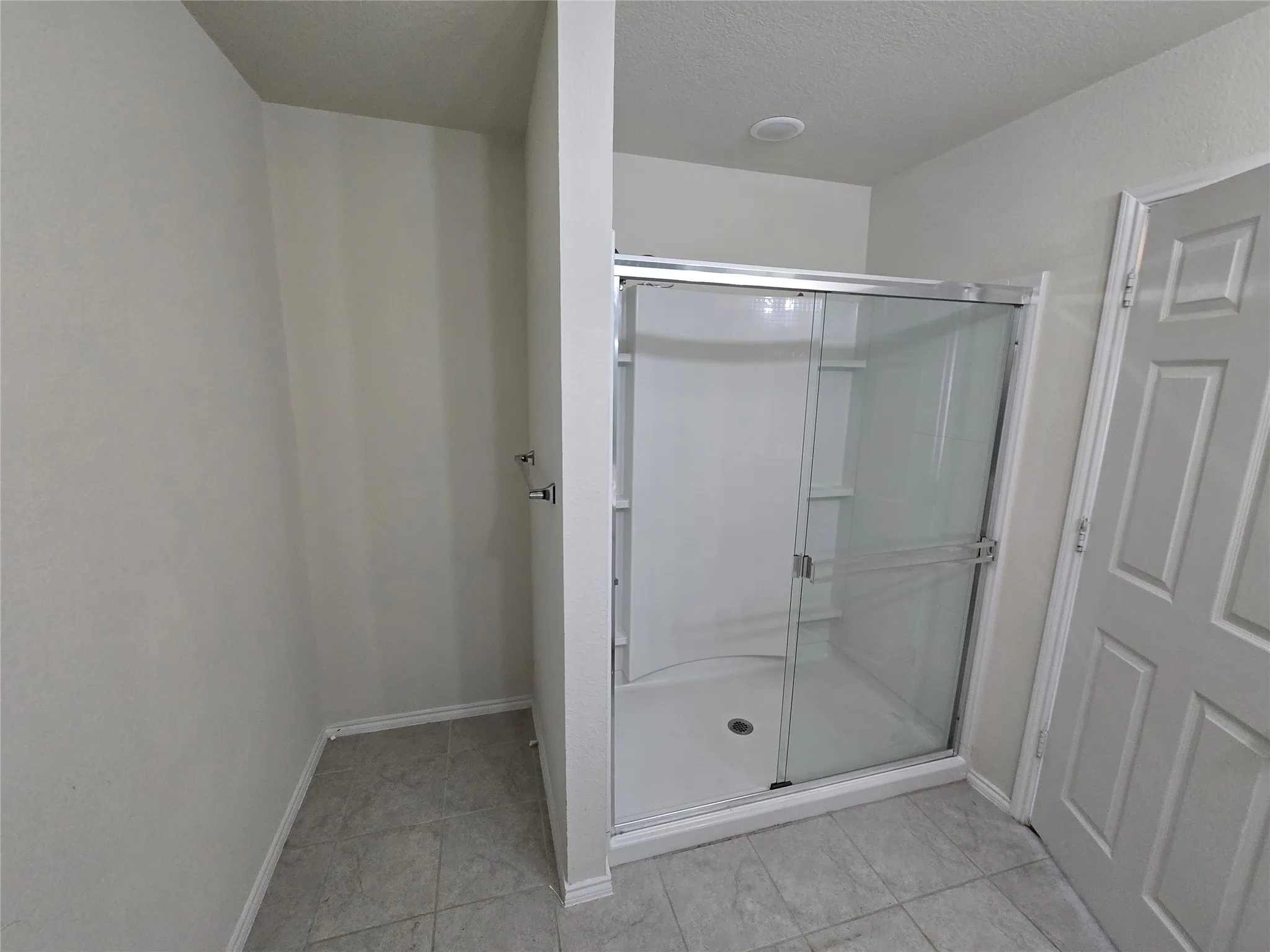 Single Family Residence For Rent in Kaufman County , 1126 Ainsley Lane, Forney, Texas 75126, 4 Bedroom, 3 Bathroom, 2 Garage spaces, 1,743 Sqft, built in 2021, mls#21356675, Real Estate Agent in Forney, Homes For Rent in Kaufman county, Homes For Rent in Forney, Realtor in Forney Texas, Real Estate Brokerage Independent Realty Texas, Luminita Cordes Realtor