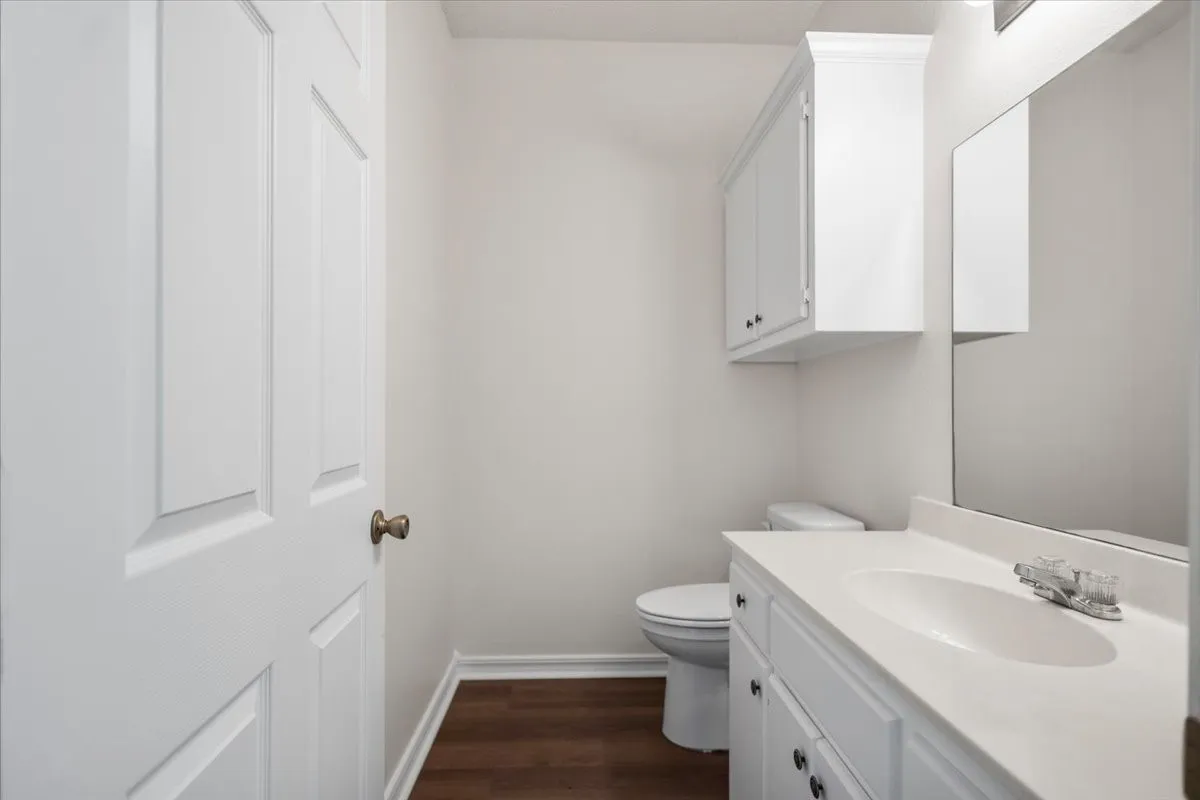 Single Family Residence For Sale in Gregg County , 703 Daniel Street, Gladewater, Texas 75647, 4 Bedroom, 3 Bathroom, 2 Garage spaces, 2,526 Sqft, built in 2005, mls#21356679, Real Estate Agent in Gladewater, Homes For Sale in Gregg county, Homes For Sale in Gladewater, Realtor in Gladewater Texas, Real Estate Brokerage Independent Realty Texas, Luminita Cordes Realtor