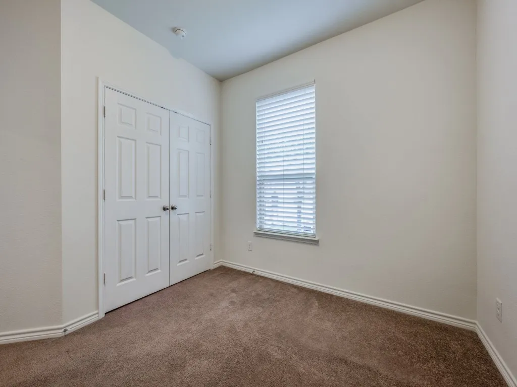 Single Family Residence For Rent in Tarrant County , 8737 Maple Ridge Trail, Fort Worth, Texas 76244, 4 Bedroom, 2 Bathroom, 2 Garage spaces, 2,215 Sqft, built in 2013, mls#21356670, Real Estate Agent in Fort Worth, Homes For Rent in Tarrant county, Homes For Rent in Fort Worth, Realtor in Fort Worth Texas, Real Estate Brokerage Independent Realty Texas, Luminita Cordes Realtor