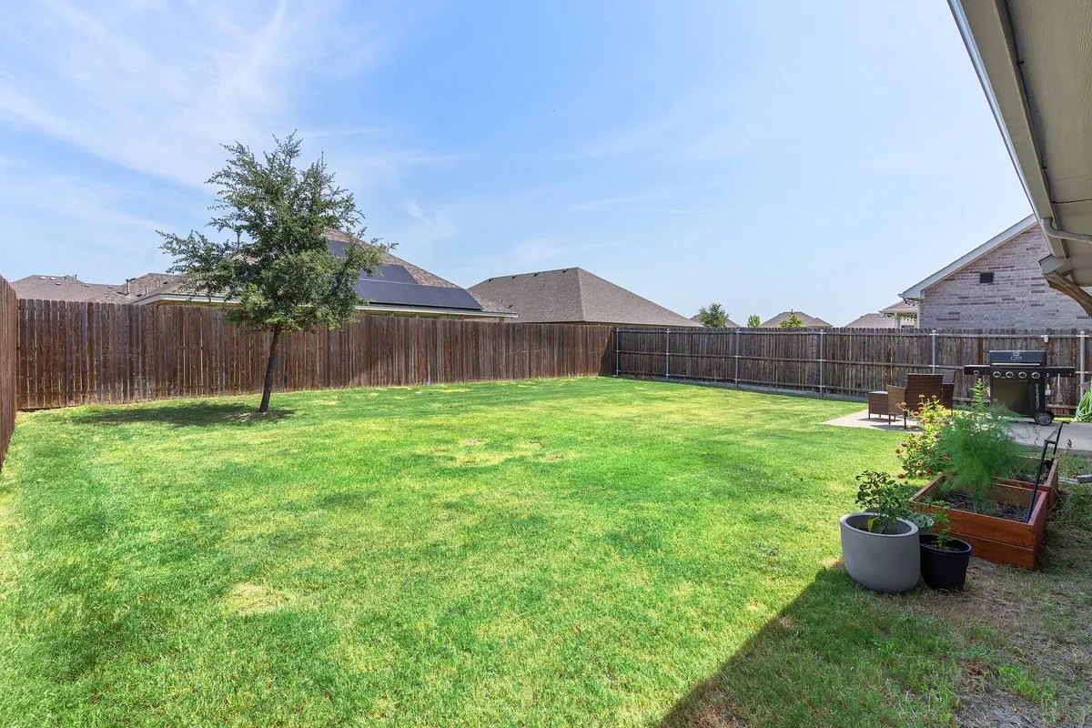 Single Family Residence For Sale in Rockwall County , 309 Edmund Lane, Fate, Texas 75087, 3 Bedroom, 2 Bathroom, 2 Garage spaces, 1,622 Sqft, built in 2020, mls#21356651, Real Estate Agent in Fate, Homes For Sale in Rockwall county, Homes For Sale in Fate, Realtor in Fate Texas, Real Estate Brokerage Independent Realty Texas, Luminita Cordes Realtor