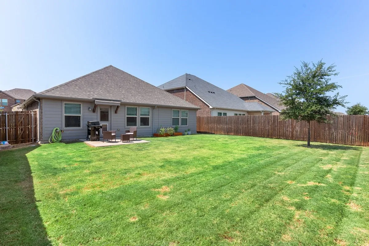 Single Family Residence For Sale in Rockwall County , 309 Edmund Lane, Fate, Texas 75087, 3 Bedroom, 2 Bathroom, 2 Garage spaces, 1,622 Sqft, built in 2020, mls#21356651, Real Estate Agent in Fate, Homes For Sale in Rockwall county, Homes For Sale in Fate, Realtor in Fate Texas, Real Estate Brokerage Independent Realty Texas, Luminita Cordes Realtor