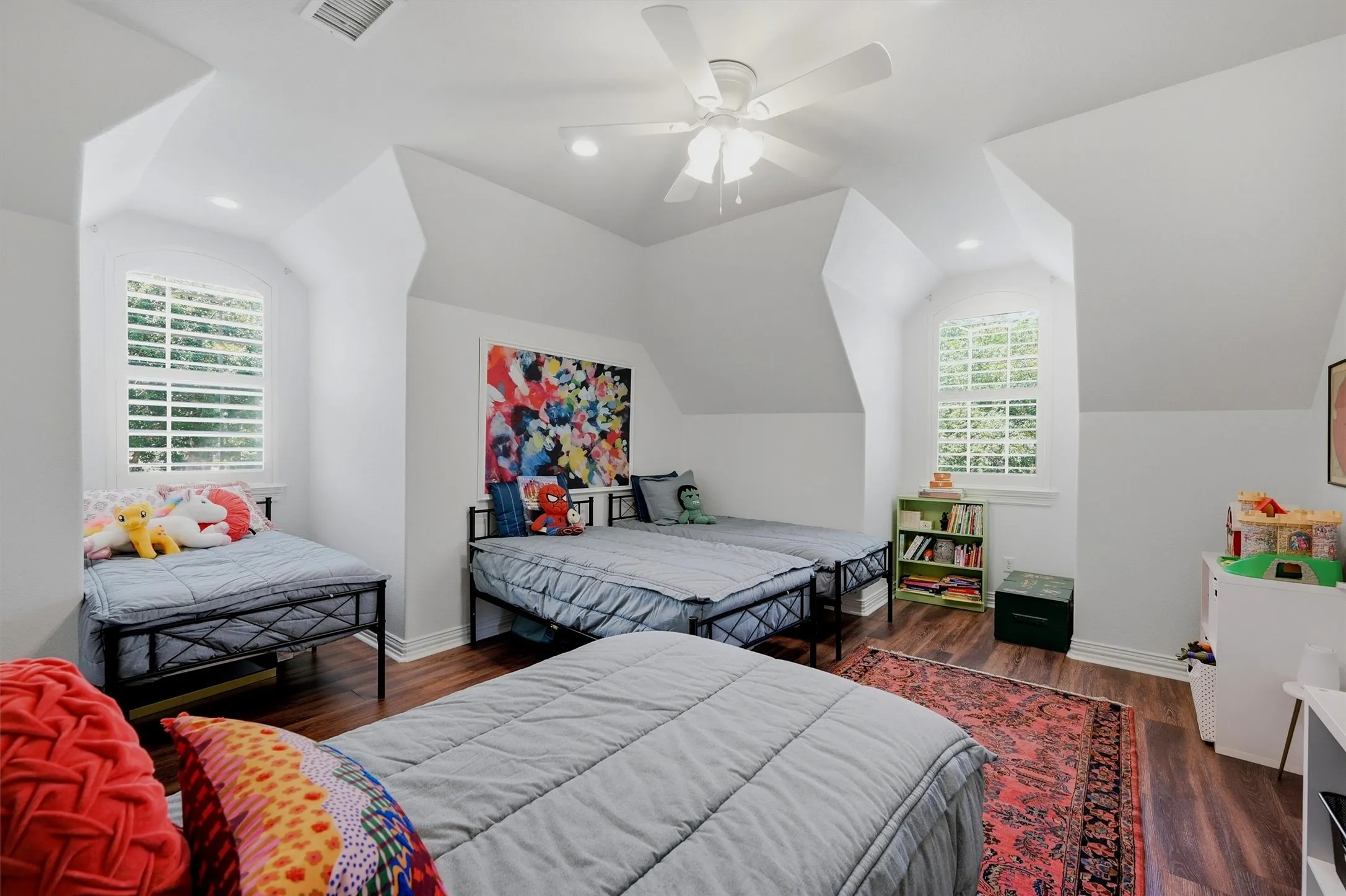Single Family Residence For Sale in Grayson County , 2611 Silverado Trail, Sherman, Texas 75092, 4 Bedroom, 3 Bathroom, 2 Garage spaces, 3,497 Sqft, built in 2005, mls#21356445, Real Estate Agent in Sherman, Homes For Sale in Grayson county, Homes For Sale in Sherman, Realtor in Sherman Texas, Real Estate Brokerage Independent Realty Texas, Luminita Cordes Realtor