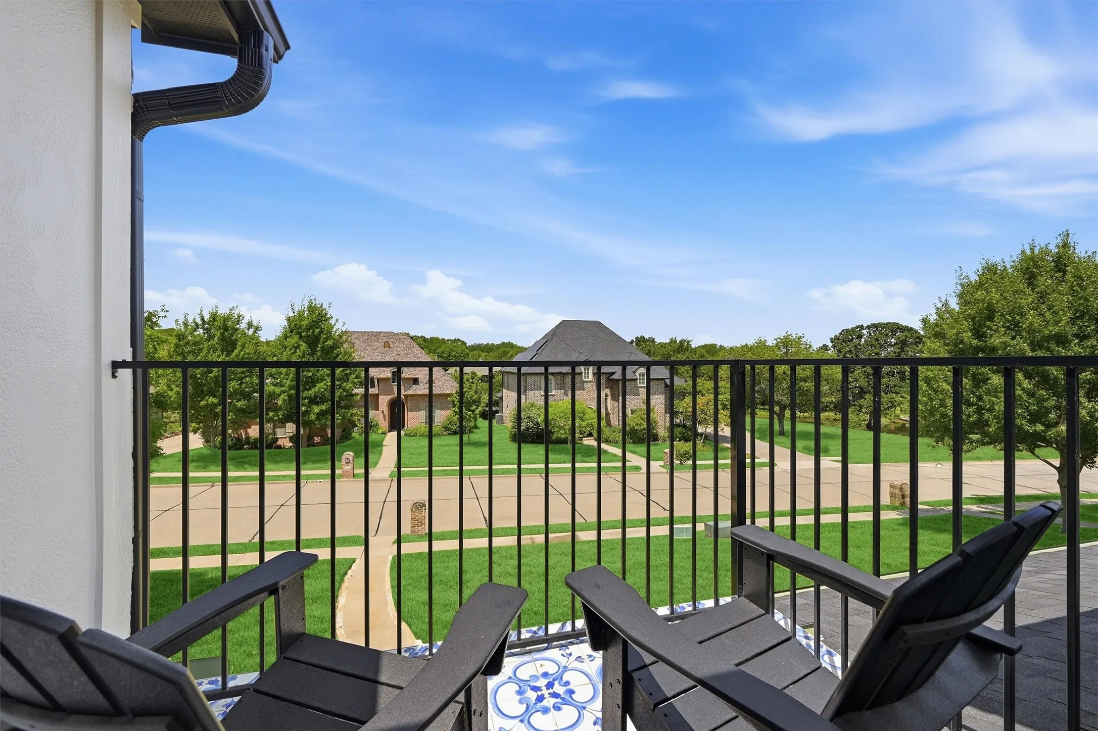 Single Family Residence For Sale in Grayson County , 2611 Silverado Trail, Sherman, Texas 75092, 4 Bedroom, 3 Bathroom, 2 Garage spaces, 3,497 Sqft, built in 2005, mls#21356445, Real Estate Agent in Sherman, Homes For Sale in Grayson county, Homes For Sale in Sherman, Realtor in Sherman Texas, Real Estate Brokerage Independent Realty Texas, Luminita Cordes Realtor