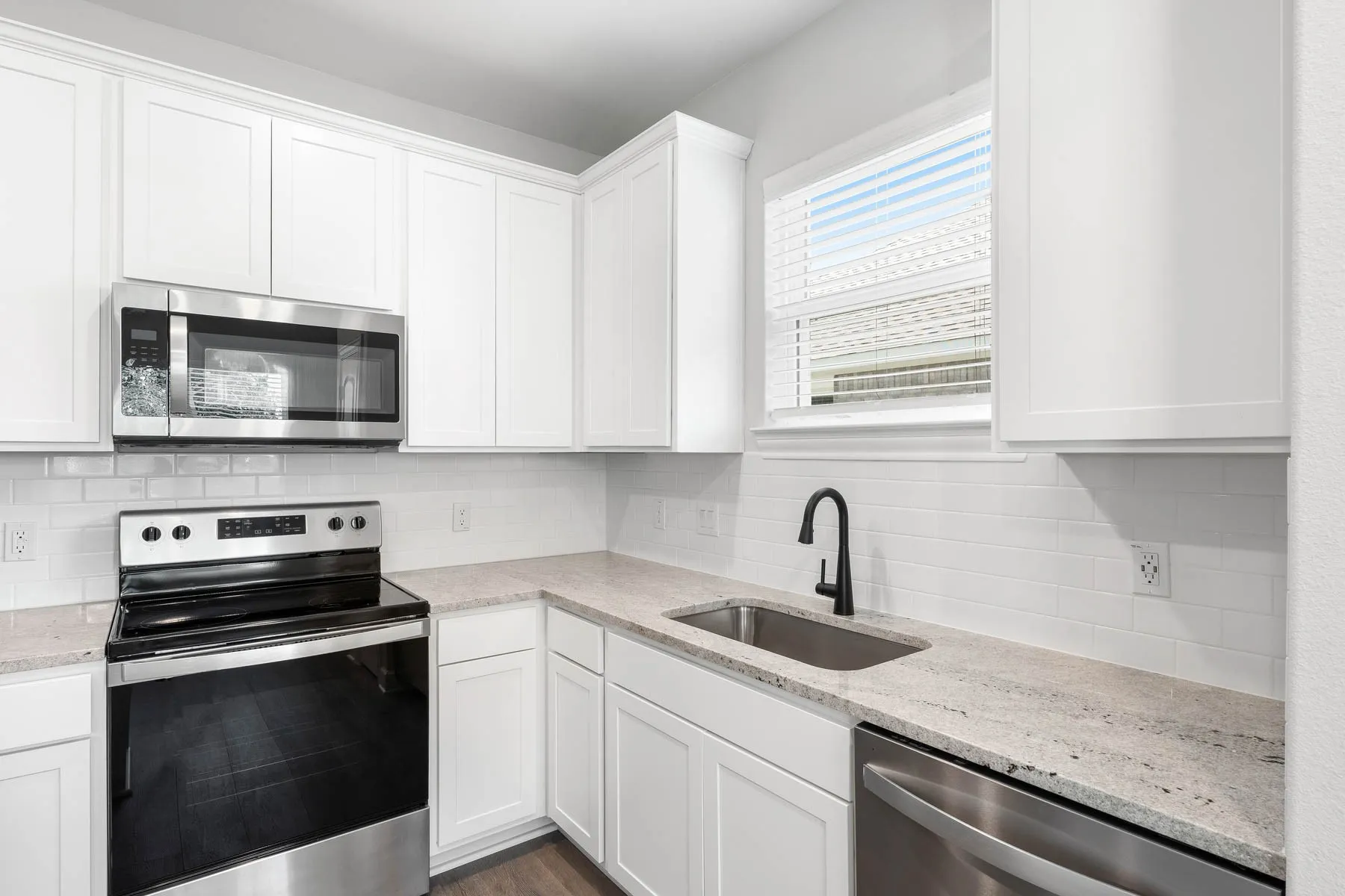 Single Family Residence For Sale in Dallas County , 1012 Cypress Avenue, Hutchins, Texas 75141, 3 Bedroom, 2 Bathroom, 2 Garage spaces, 1,376 Sqft, built in 2026, mls#21356690, Real Estate Agent in Hutchins, Homes For Sale in Dallas county, Homes For Sale in Hutchins, Realtor in Hutchins Texas, Real Estate Brokerage Independent Realty Texas, Luminita Cordes Realtor
