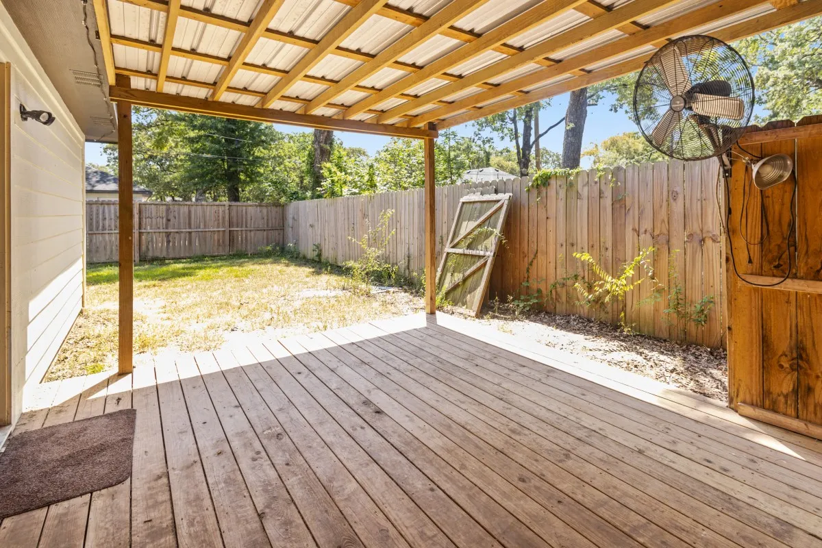 Single Family Residence For Sale in Henderson County , 6121 Choctaw Drive, Mabank, Texas 75156, 3 Bedroom, 2 Bathroom, 1 Garage spaces, 1,144 Sqft, built in 2022, mls#21356698, Real Estate Agent in Mabank, Homes For Sale in Henderson county, Homes For Sale in Mabank, Realtor in Mabank Texas, Real Estate Brokerage Independent Realty Texas, Luminita Cordes Realtor
