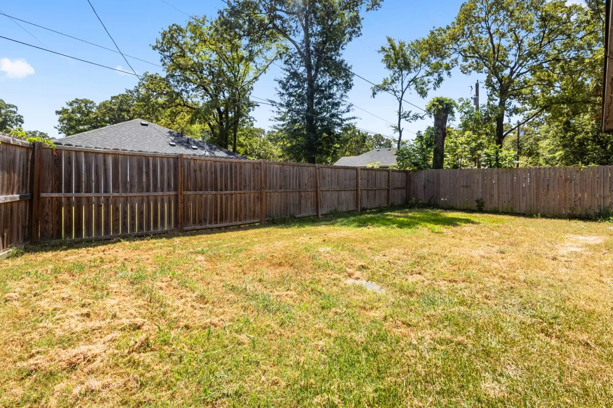 Single Family Residence For Sale in Henderson County , 6121 Choctaw Drive, Mabank, Texas 75156, 3 Bedroom, 2 Bathroom, 1 Garage spaces, 1,144 Sqft, built in 2022, mls#21356698, Real Estate Agent in Mabank, Homes For Sale in Henderson county, Homes For Sale in Mabank, Realtor in Mabank Texas, Real Estate Brokerage Independent Realty Texas, Luminita Cordes Realtor