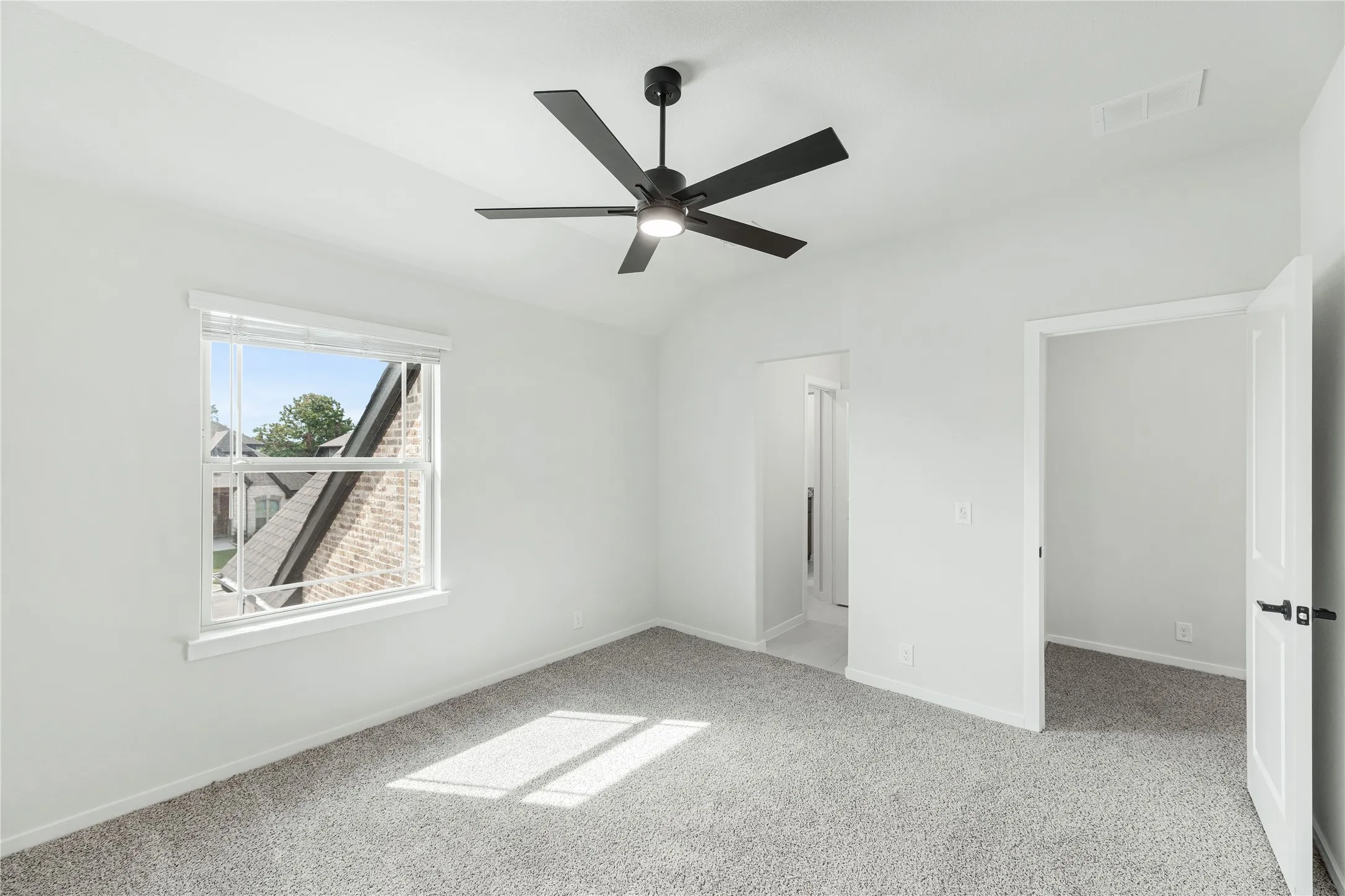 Single Family Residence For Sale in Hunt County , 129 Saddlewood Trail, Commerce, Texas 75428, 4 Bedroom, 4 Bathroom, 2 Garage spaces, 3,485 Sqft, built in 2026, mls#21356714, Real Estate Agent in Commerce, Homes For Sale in Hunt county, Homes For Sale in Commerce, Realtor in Commerce Texas, Real Estate Brokerage Independent Realty Texas, Luminita Cordes Realtor
