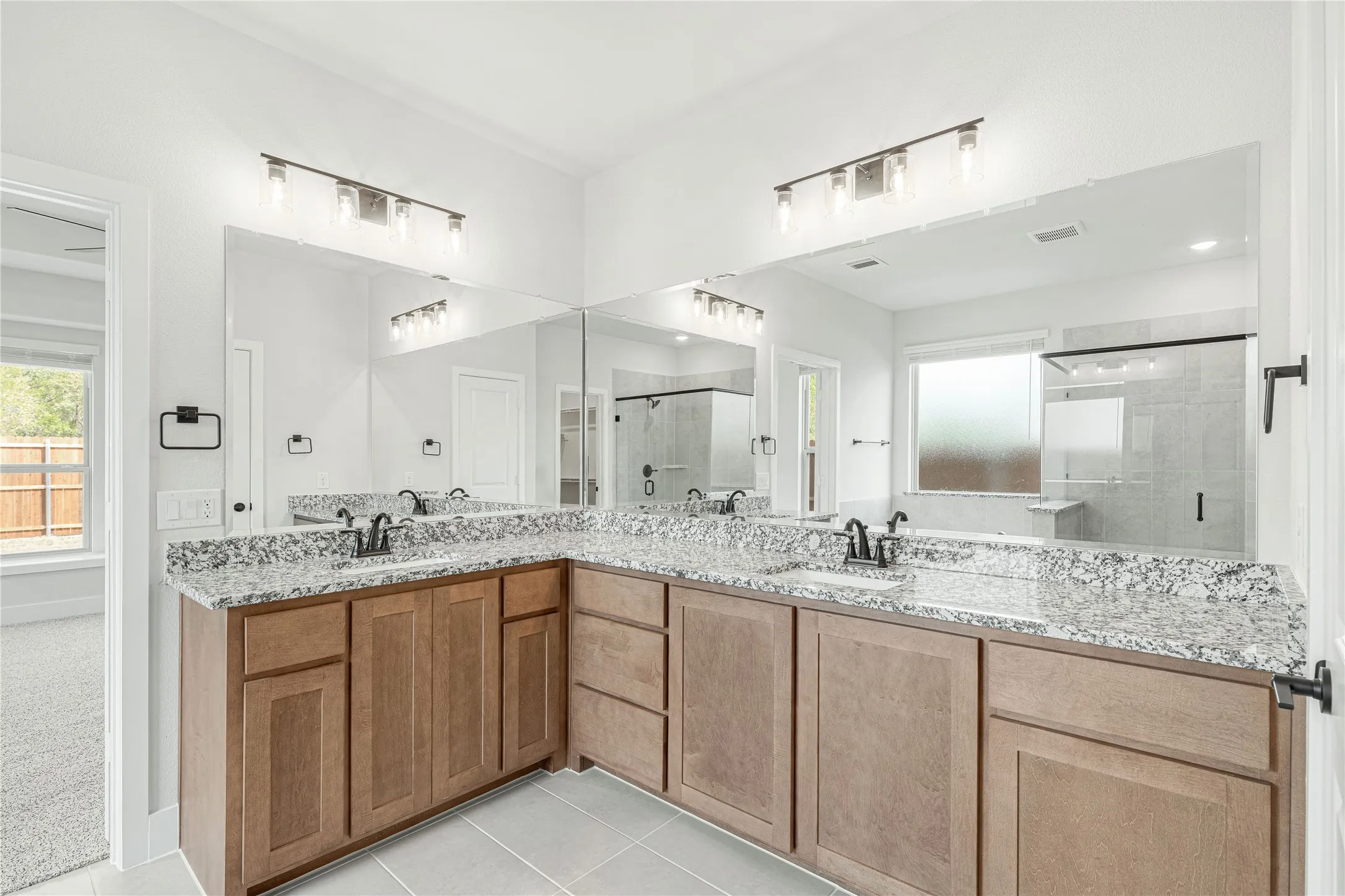 Single Family Residence For Sale in Hunt County , 129 Saddlewood Trail, Commerce, Texas 75428, 4 Bedroom, 4 Bathroom, 2 Garage spaces, 3,485 Sqft, built in 2026, mls#21356714, Real Estate Agent in Commerce, Homes For Sale in Hunt county, Homes For Sale in Commerce, Realtor in Commerce Texas, Real Estate Brokerage Independent Realty Texas, Luminita Cordes Realtor