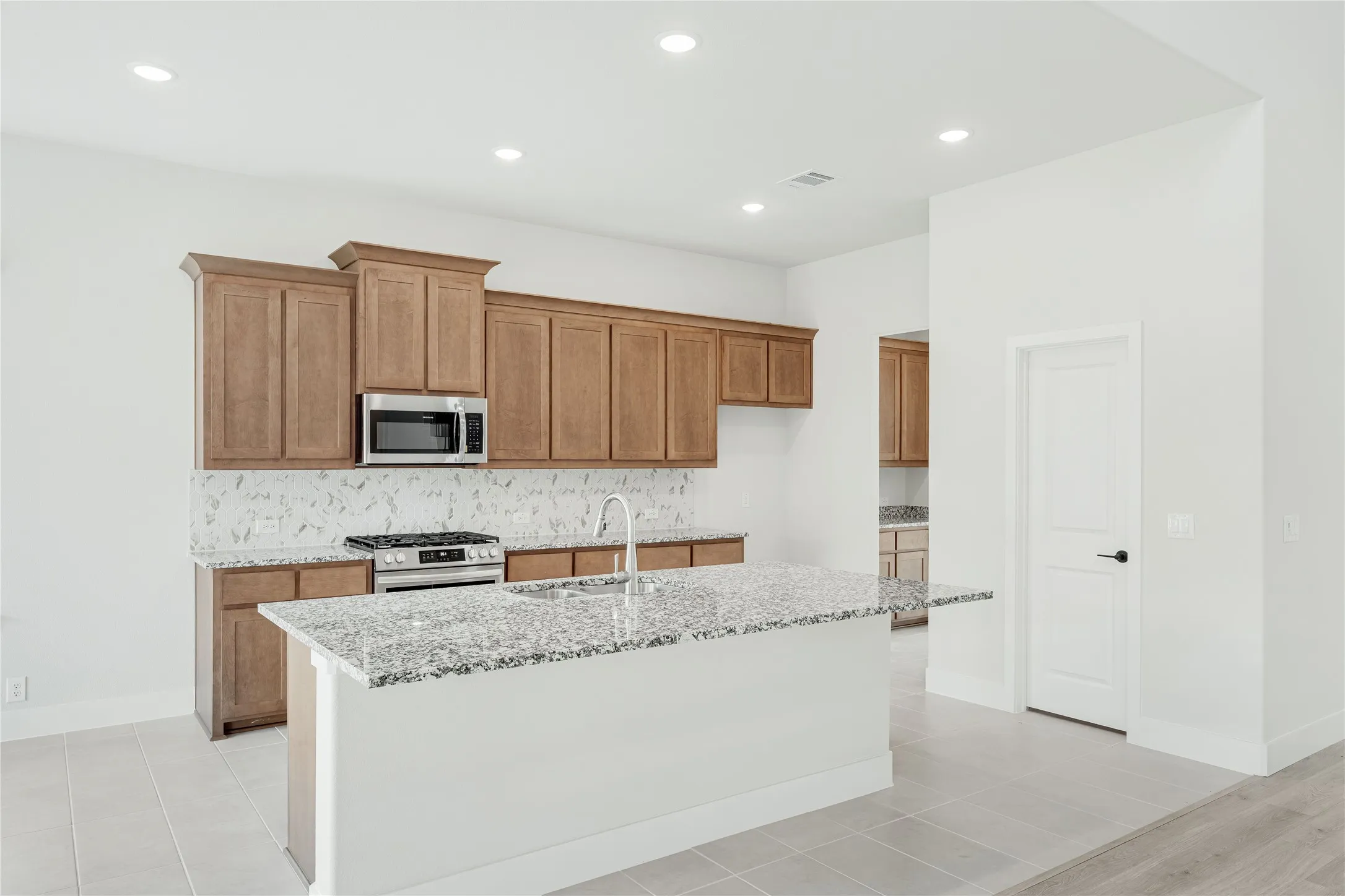 Single Family Residence For Sale in Hunt County , 129 Saddlewood Trail, Commerce, Texas 75428, 4 Bedroom, 4 Bathroom, 2 Garage spaces, 3,485 Sqft, built in 2026, mls#21356714, Real Estate Agent in Commerce, Homes For Sale in Hunt county, Homes For Sale in Commerce, Realtor in Commerce Texas, Real Estate Brokerage Independent Realty Texas, Luminita Cordes Realtor