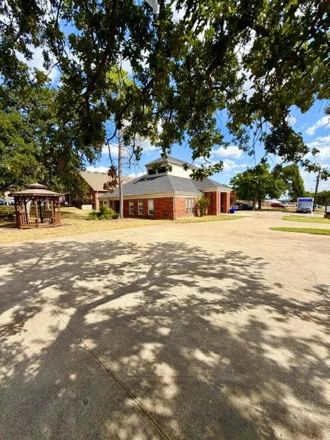 Office For Sale in Tarrant County , 401 Inwood Road, Azle, Texas 76020, 0, 0, Garage spaces, 0 Sqft, built in 1996, mls#21356722, Real Estate Agent in Azle, Homes For Sale in Tarrant county, Homes For Sale in Azle, Realtor in Azle Texas, Real Estate Brokerage Independent Realty Texas, Luminita Cordes Realtor