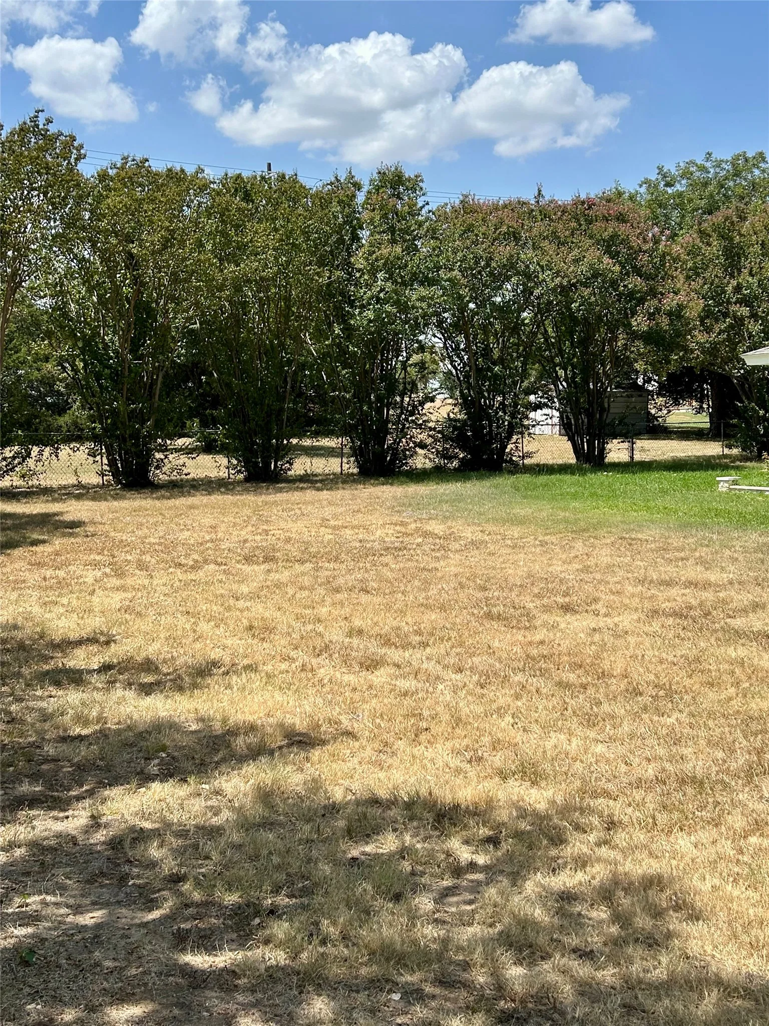 Single Family Residence For Rent in Tarrant County , 1212 W Murphy Road, Colleyville, Texas 76034, 3 Bedroom, 3 Bathroom, Garage spaces, 2,056 Sqft, built in 1960, mls#21356231, Real Estate Agent in Colleyville, Homes For Rent in Tarrant county, Homes For Rent in Colleyville, Realtor in Colleyville Texas, Real Estate Brokerage Independent Realty Texas, Luminita Cordes Realtor