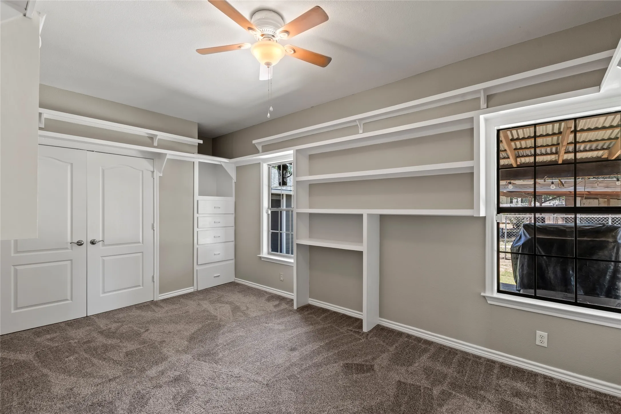 Single Family Residence For Sale in Henderson County , 109 Bayview Street, Gun Barrel City, Texas 75156, 4 Bedroom, 2 Bathroom, Garage spaces, 2,240 Sqft, built in 0, mls#21347569, Real Estate Agent in Gun Barrel City, Homes For Sale in Henderson county, Homes For Sale in Gun Barrel City, Realtor in Gun Barrel City Texas, Real Estate Brokerage Independent Realty Texas, Luminita Cordes Realtor