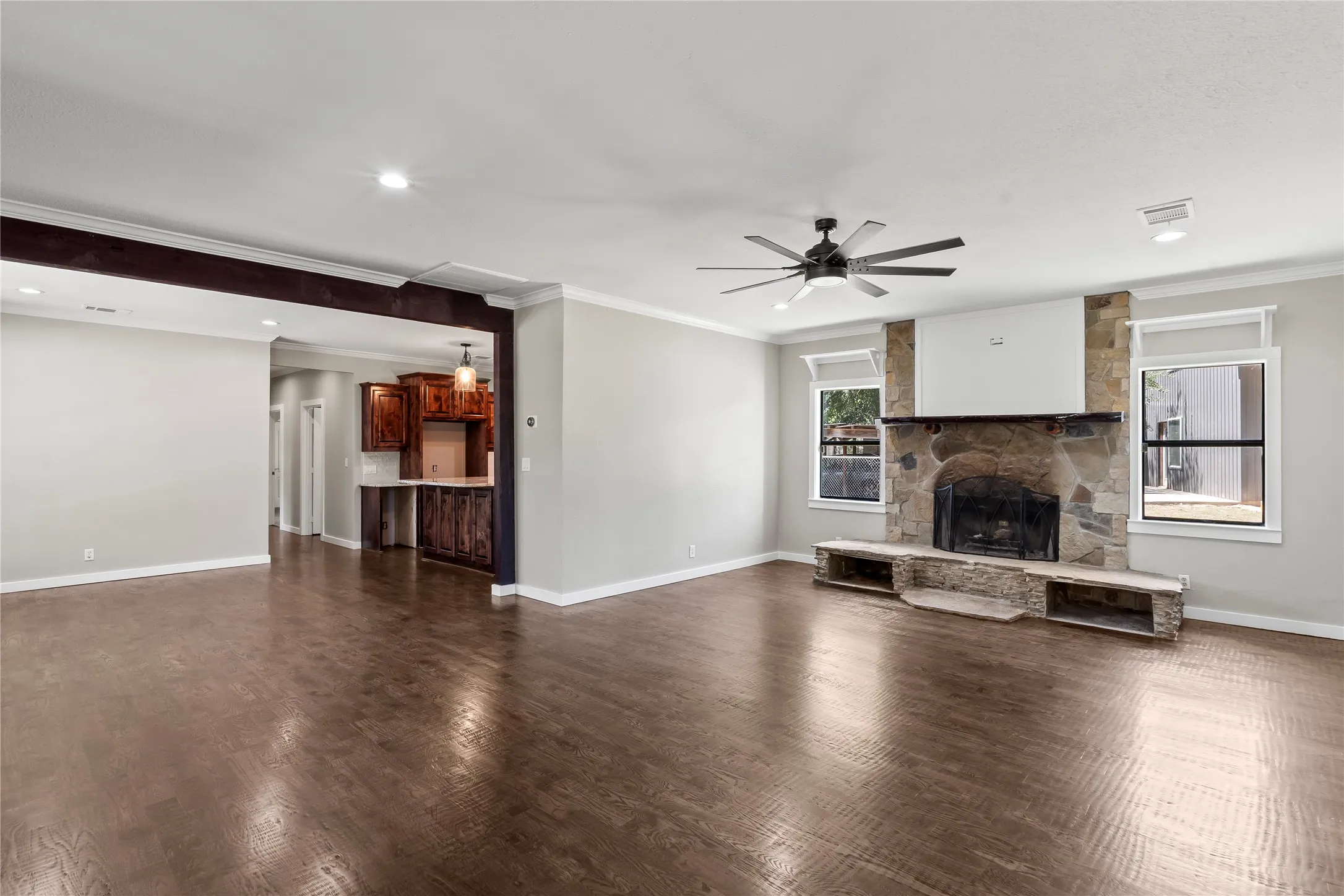 Single Family Residence For Sale in Henderson County , 109 Bayview Street, Gun Barrel City, Texas 75156, 4 Bedroom, 2 Bathroom, Garage spaces, 2,240 Sqft, built in 0, mls#21347569, Real Estate Agent in Gun Barrel City, Homes For Sale in Henderson county, Homes For Sale in Gun Barrel City, Realtor in Gun Barrel City Texas, Real Estate Brokerage Independent Realty Texas, Luminita Cordes Realtor
