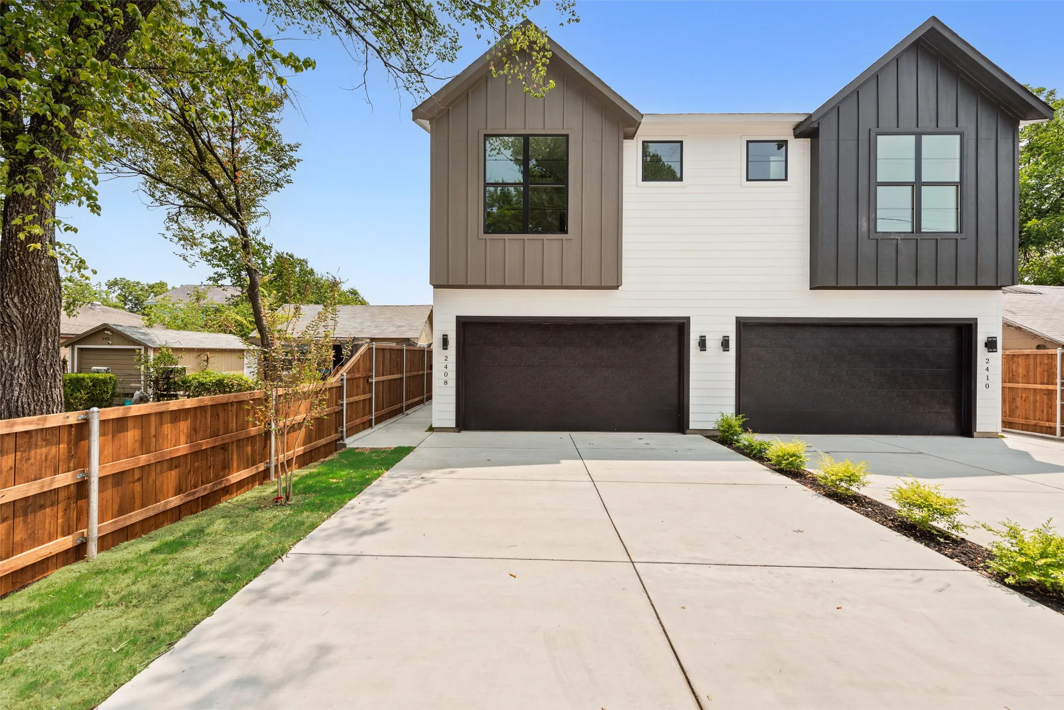 Duplex For Rent in Dallas County , 2408 Boyd Street, Dallas, Texas 75224, 3 Bedroom, 3 Bathroom, 2 Garage spaces, 2,155 Sqft, built in 2026, mls#21356746, Real Estate Agent in Dallas, Homes For Rent in Dallas county, Homes For Rent in Dallas, Realtor in Dallas Texas, Real Estate Brokerage Independent Realty Texas, Luminita Cordes Realtor