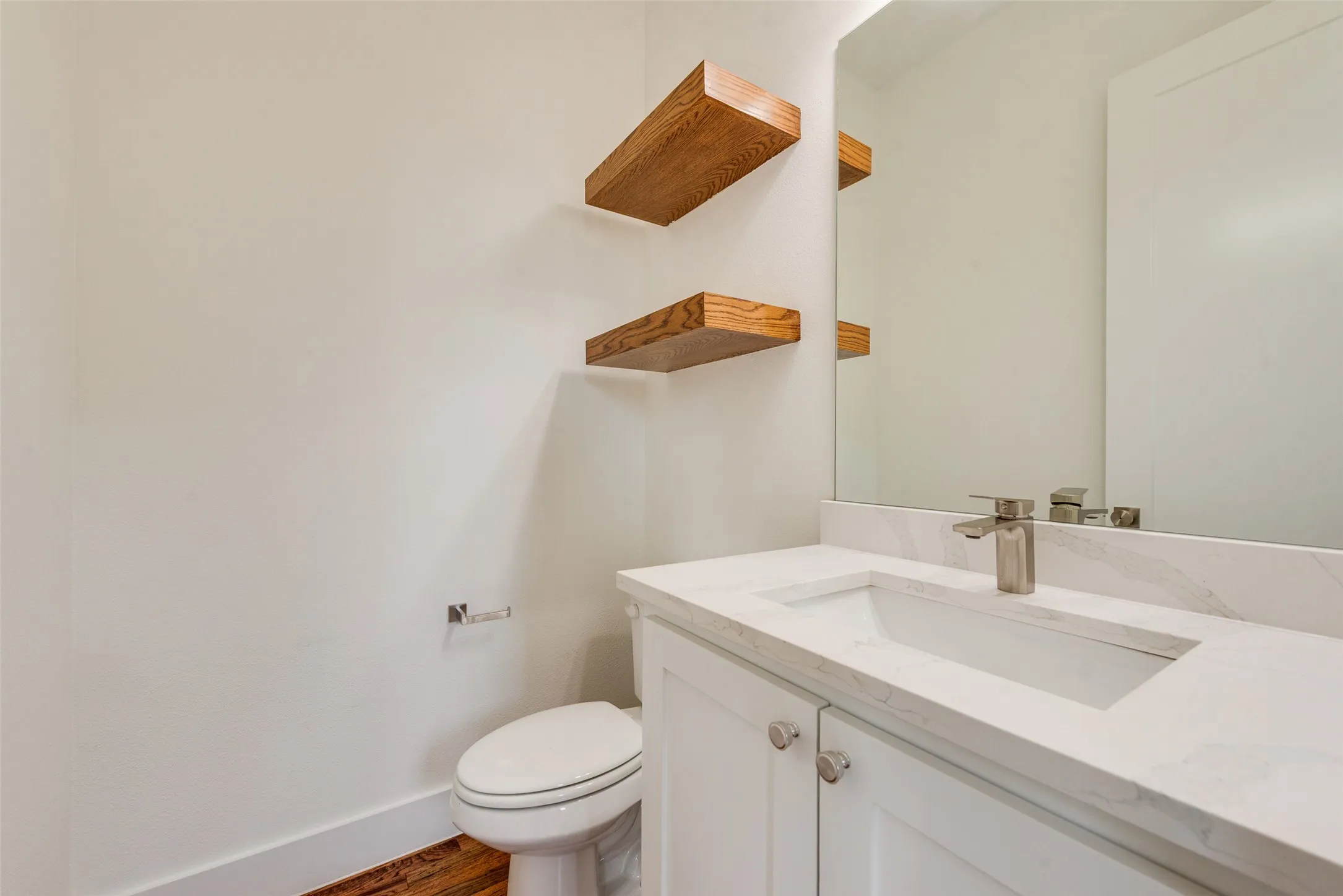 Duplex For Rent in Dallas County , 2408 Boyd Street, Dallas, Texas 75224, 3 Bedroom, 3 Bathroom, 2 Garage spaces, 2,155 Sqft, built in 2026, mls#21356746, Real Estate Agent in Dallas, Homes For Rent in Dallas county, Homes For Rent in Dallas, Realtor in Dallas Texas, Real Estate Brokerage Independent Realty Texas, Luminita Cordes Realtor