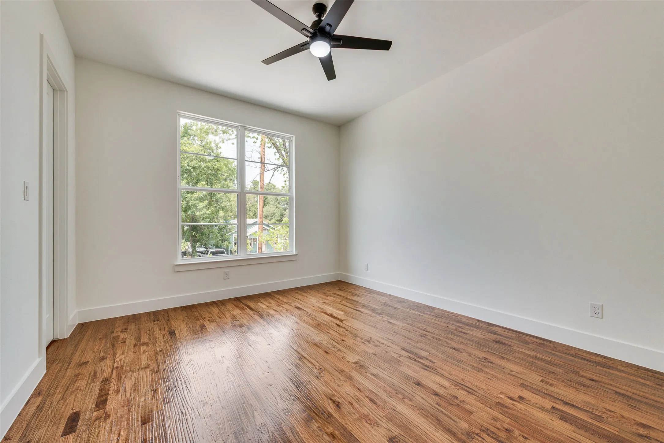 Duplex For Rent in Dallas County , 2408 Boyd Street, Dallas, Texas 75224, 3 Bedroom, 3 Bathroom, 2 Garage spaces, 2,155 Sqft, built in 2026, mls#21356746, Real Estate Agent in Dallas, Homes For Rent in Dallas county, Homes For Rent in Dallas, Realtor in Dallas Texas, Real Estate Brokerage Independent Realty Texas, Luminita Cordes Realtor