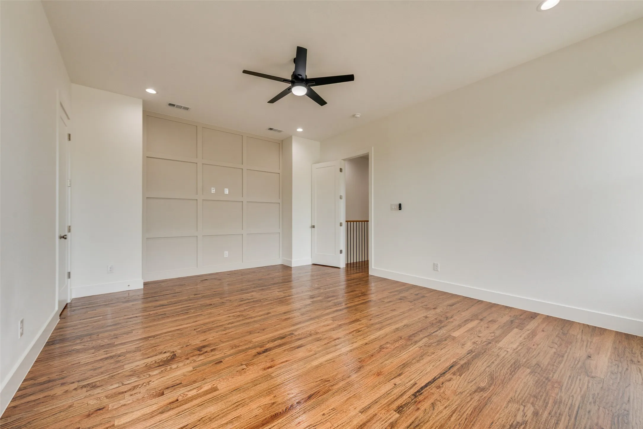 Duplex For Rent in Dallas County , 2408 Boyd Street, Dallas, Texas 75224, 3 Bedroom, 3 Bathroom, 2 Garage spaces, 2,155 Sqft, built in 2026, mls#21356746, Real Estate Agent in Dallas, Homes For Rent in Dallas county, Homes For Rent in Dallas, Realtor in Dallas Texas, Real Estate Brokerage Independent Realty Texas, Luminita Cordes Realtor