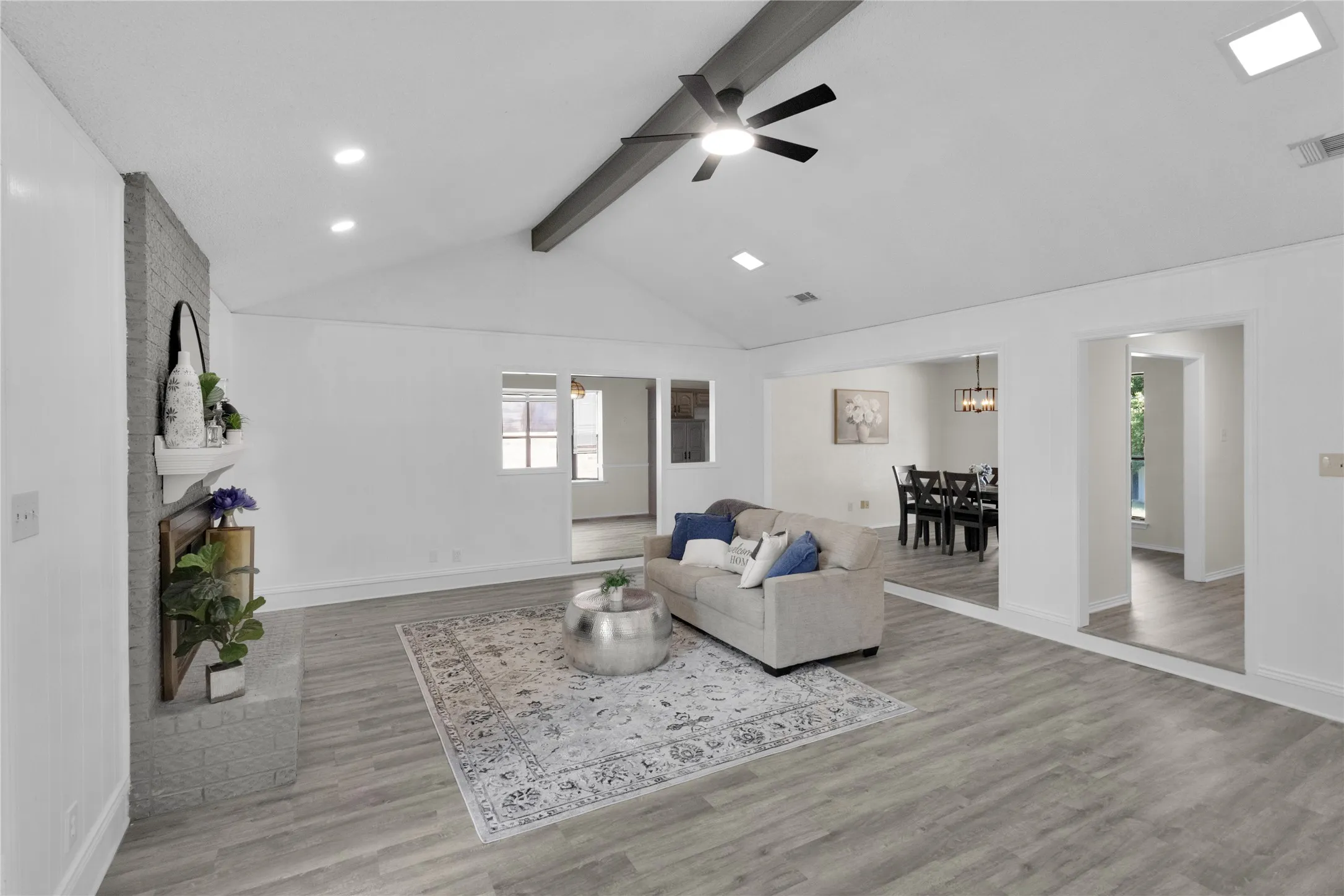 Single Family Residence For Sale in Dallas County , 430 Timberline Drive, Duncanville, Texas 75137, 3 Bedroom, 2 Bathroom, 2 Garage spaces, 1,928 Sqft, built in 1983, mls#21352960, Real Estate Agent in Duncanville, Homes For Sale in Dallas county, Homes For Sale in Duncanville, Realtor in Duncanville Texas, Real Estate Brokerage Independent Realty Texas, Luminita Cordes Realtor