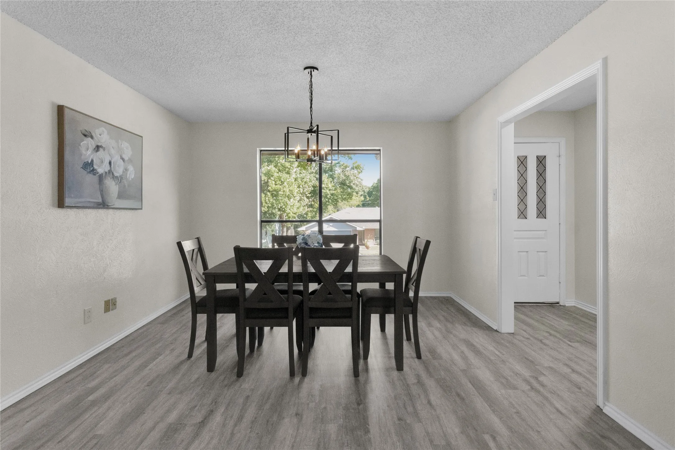 Single Family Residence For Sale in Dallas County , 430 Timberline Drive, Duncanville, Texas 75137, 3 Bedroom, 2 Bathroom, 2 Garage spaces, 1,928 Sqft, built in 1983, mls#21352960, Real Estate Agent in Duncanville, Homes For Sale in Dallas county, Homes For Sale in Duncanville, Realtor in Duncanville Texas, Real Estate Brokerage Independent Realty Texas, Luminita Cordes Realtor