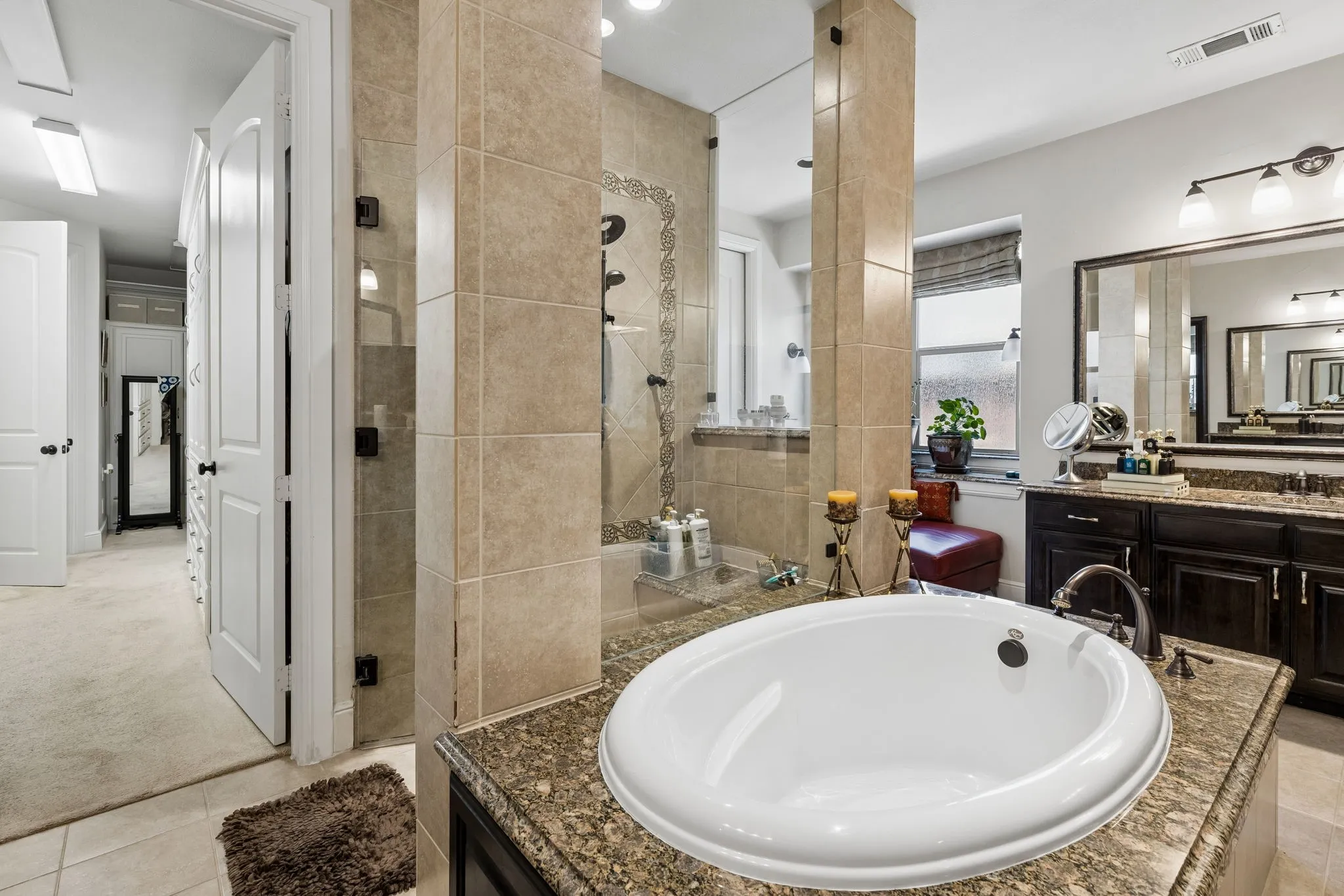Single Family Residence For Sale in Collin County , 132 Townlake Drive, Prosper, Texas 75078, 4 Bedroom, 4 Bathroom, 3 Garage spaces, 4,383 Sqft, built in 2011, mls#21355306, Real Estate Agent in Prosper, Homes For Sale in Collin county, Homes For Sale in Prosper, Realtor in Prosper Texas, Real Estate Brokerage Independent Realty Texas, Luminita Cordes Realtor