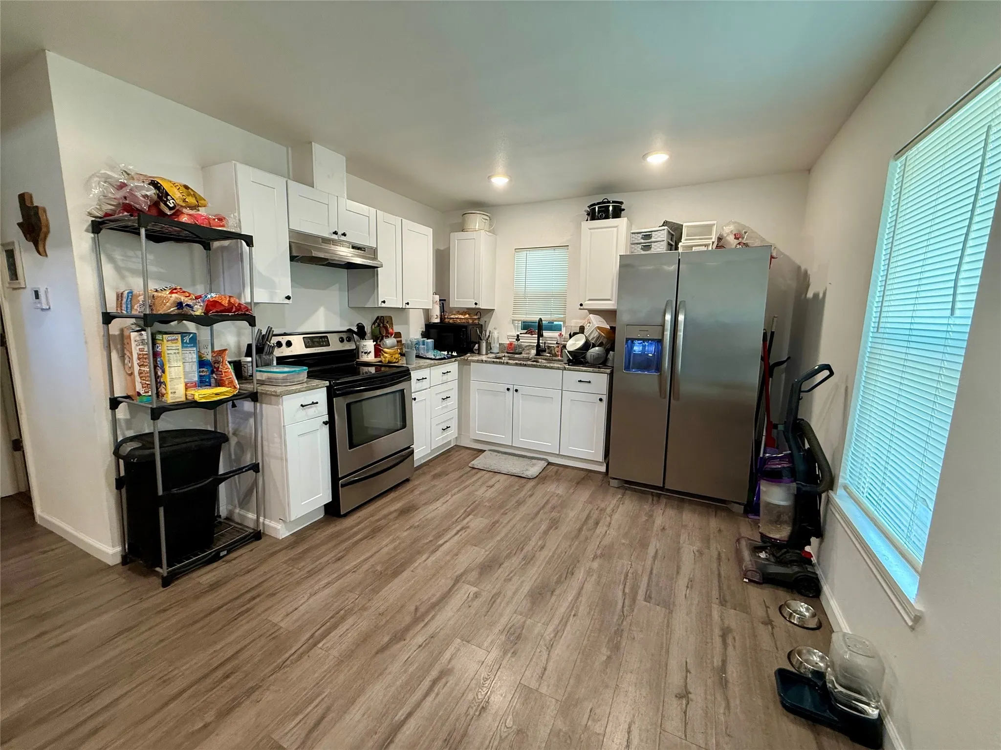 Single Family Residence For Sale in Mc Lennan County , 3632 N 22nd Street, Waco, Texas 76708, 3 Bedroom, 1 Bathroom, Garage spaces, 1,112 Sqft, built in 1951, Price $209,900, mls#21356727, Real Estate Agent in Waco, Homes For Sale in Mc Lennan county, Homes For Sale in Waco, Realtor in Waco Texas, Real Estate Brokerage Independent Realty Texas, Luminita Cordes Realtor
