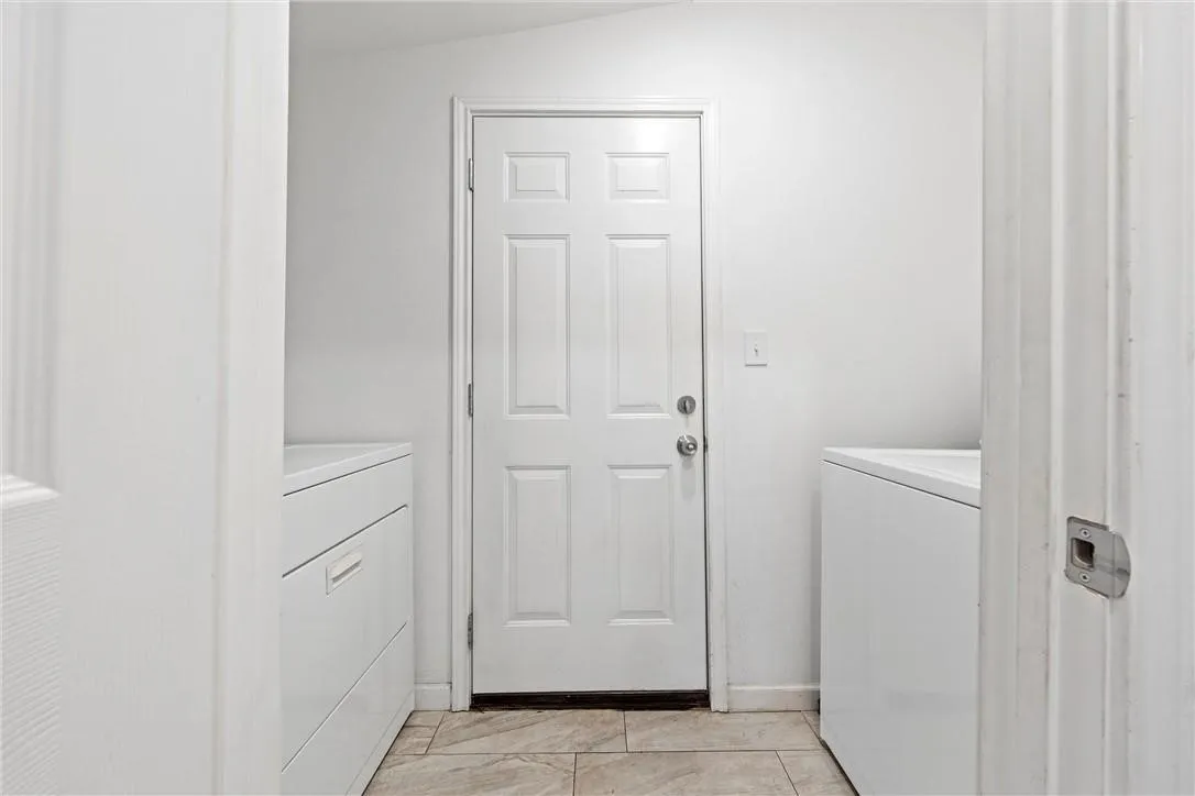 Single Family Residence For Sale in Mc Lennan County , 3632 N 22nd Street, Waco, Texas 76708, 3 Bedroom, 1 Bathroom, Garage spaces, 1,112 Sqft, built in 1951, Price $209,900, mls#21356727, Real Estate Agent in Waco, Homes For Sale in Mc Lennan county, Homes For Sale in Waco, Realtor in Waco Texas, Real Estate Brokerage Independent Realty Texas, Luminita Cordes Realtor