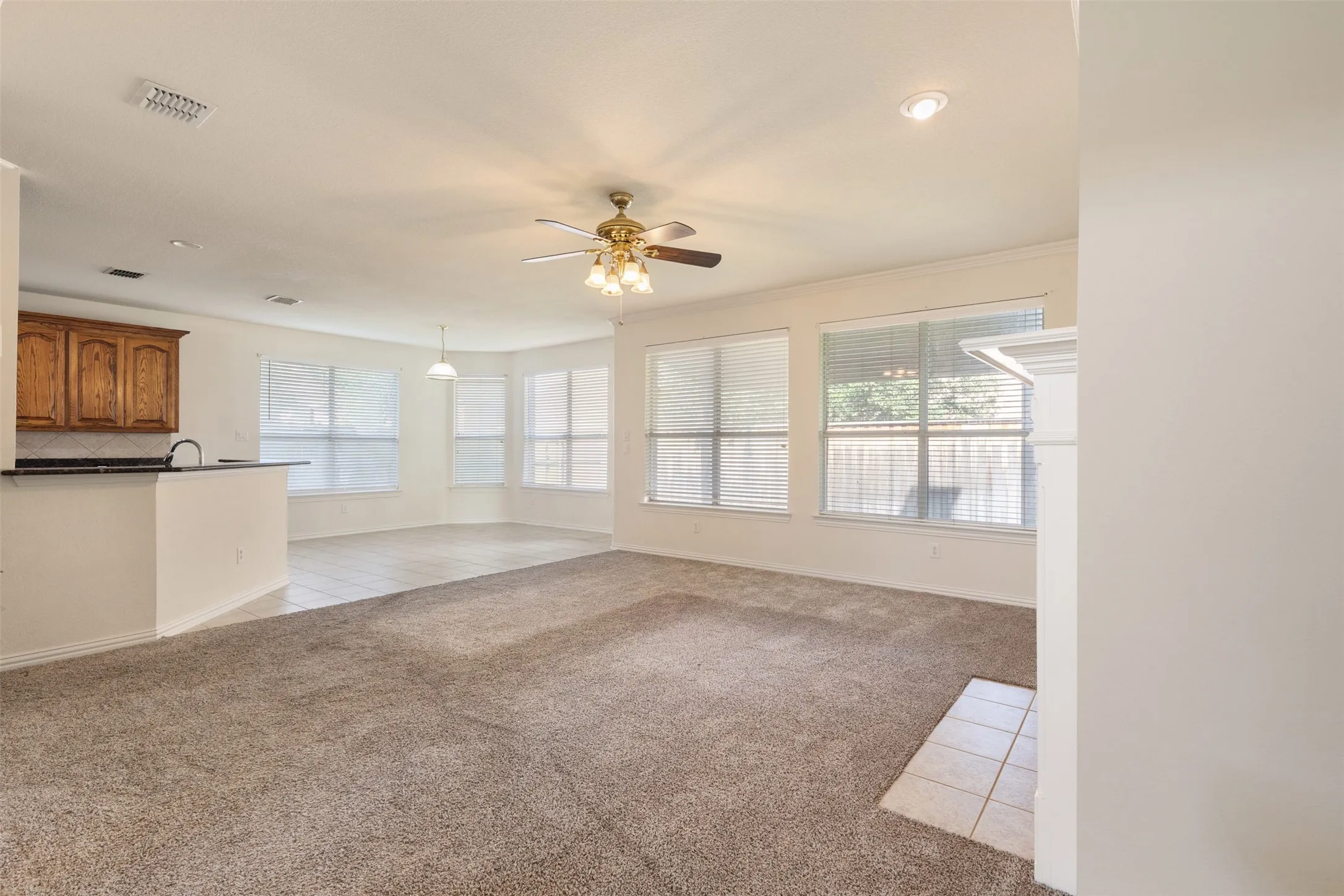 Single Family Residence For Rent in Dallas County , 4409 Mitchell Lane, Rowlett, Texas 75088, 5 Bedroom, 4 Bathroom, 3 Garage spaces, 3,380 Sqft, built in 2002, mls#21356783, Real Estate Agent in Rowlett, Homes For Rent in Dallas county, Homes For Rent in Rowlett, Realtor in Rowlett Texas, Real Estate Brokerage Independent Realty Texas, Luminita Cordes Realtor