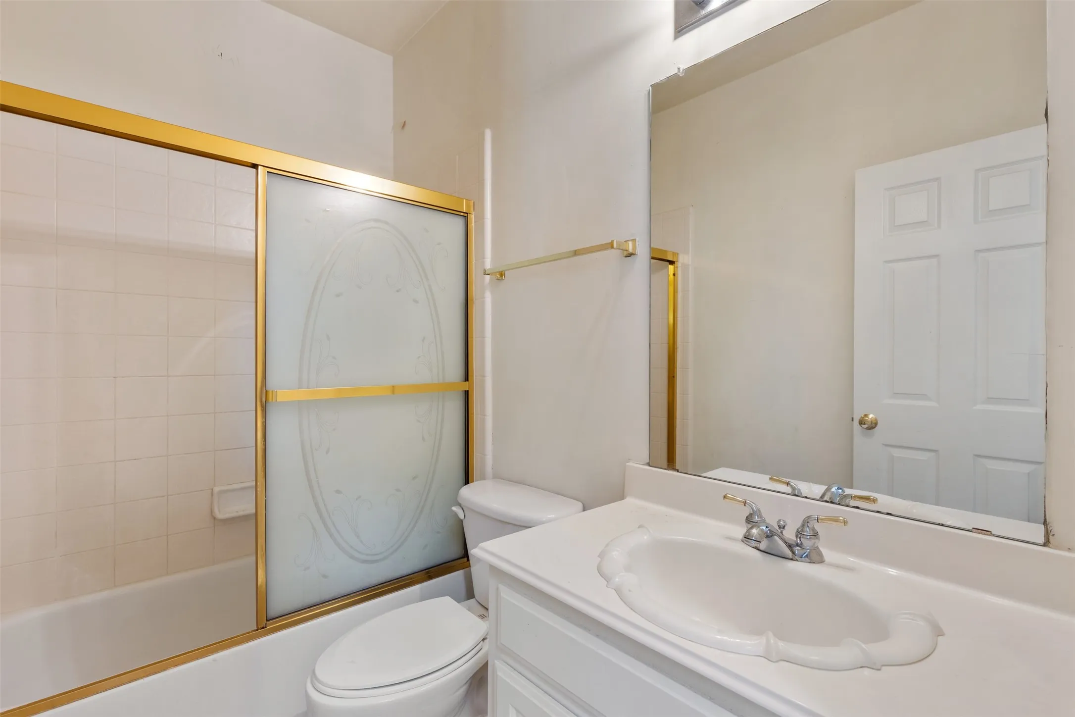 Single Family Residence For Rent in Dallas County , 4409 Mitchell Lane, Rowlett, Texas 75088, 5 Bedroom, 4 Bathroom, 3 Garage spaces, 3,380 Sqft, built in 2002, mls#21356783, Real Estate Agent in Rowlett, Homes For Rent in Dallas county, Homes For Rent in Rowlett, Realtor in Rowlett Texas, Real Estate Brokerage Independent Realty Texas, Luminita Cordes Realtor
