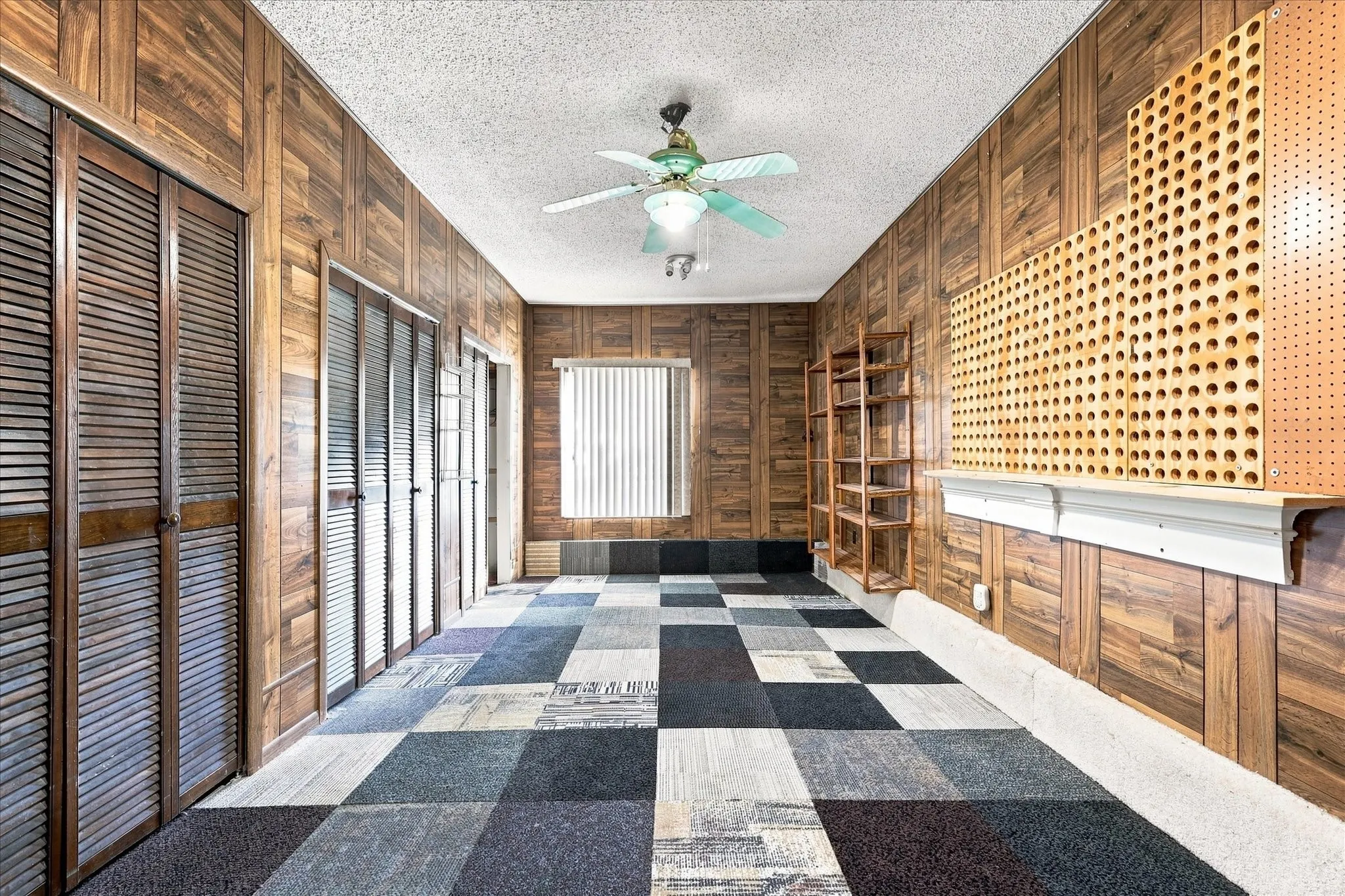 Single Family Residence For Sale in Dallas County , 6305 Magnolia Lane, Rowlett, Texas 75089, 3 Bedroom, 2 Bathroom, Garage spaces, 1,594 Sqft, built in 1972, mls#21355480, Real Estate Agent in Rowlett, Homes For Sale in Dallas county, Homes For Sale in Rowlett, Realtor in Rowlett Texas, Real Estate Brokerage Independent Realty Texas, Luminita Cordes Realtor