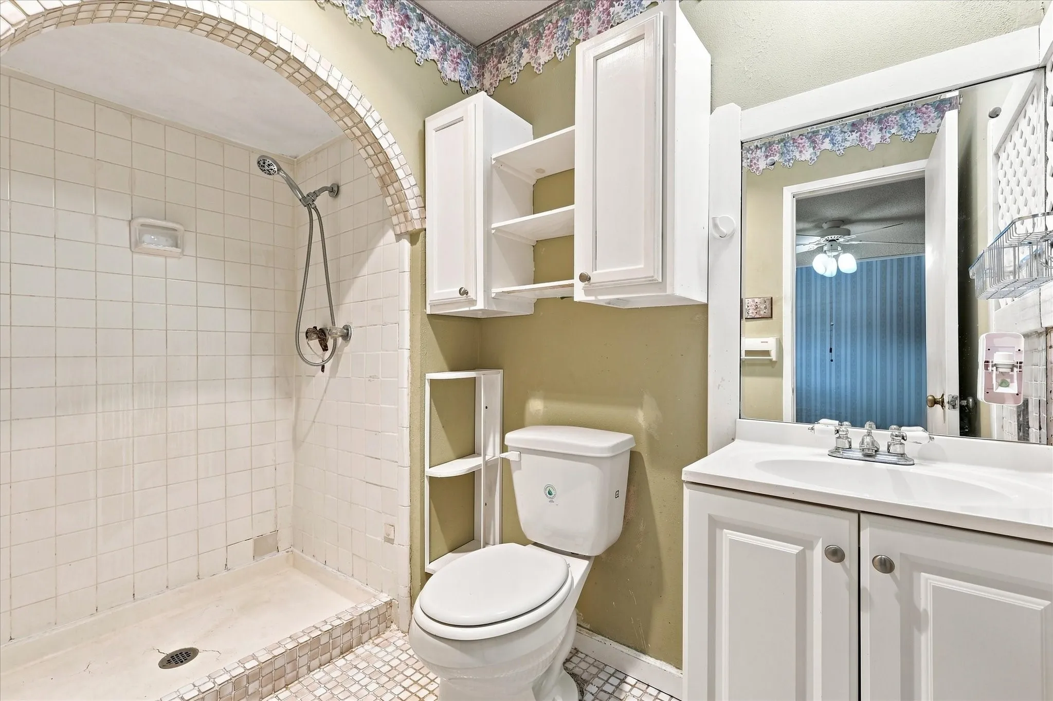 Single Family Residence For Sale in Dallas County , 6305 Magnolia Lane, Rowlett, Texas 75089, 3 Bedroom, 2 Bathroom, Garage spaces, 1,594 Sqft, built in 1972, mls#21355480, Real Estate Agent in Rowlett, Homes For Sale in Dallas county, Homes For Sale in Rowlett, Realtor in Rowlett Texas, Real Estate Brokerage Independent Realty Texas, Luminita Cordes Realtor