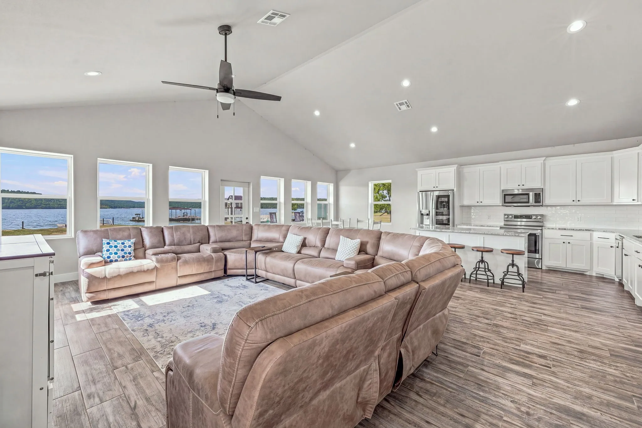 Single Family Residence For Sale in Stephens County , 17995 Pr 3004, Graham, Texas 76450, 3 Bedroom, 2 Bathroom, Garage spaces, 1,800 Sqft, built in 2022, Price $599,000, mls#21354779, Real Estate Agent in Graham, Homes For Sale in Stephens county, Homes For Sale in Graham, Realtor in Graham Texas, Real Estate Brokerage Independent Realty Texas, Luminita Cordes Realtor
