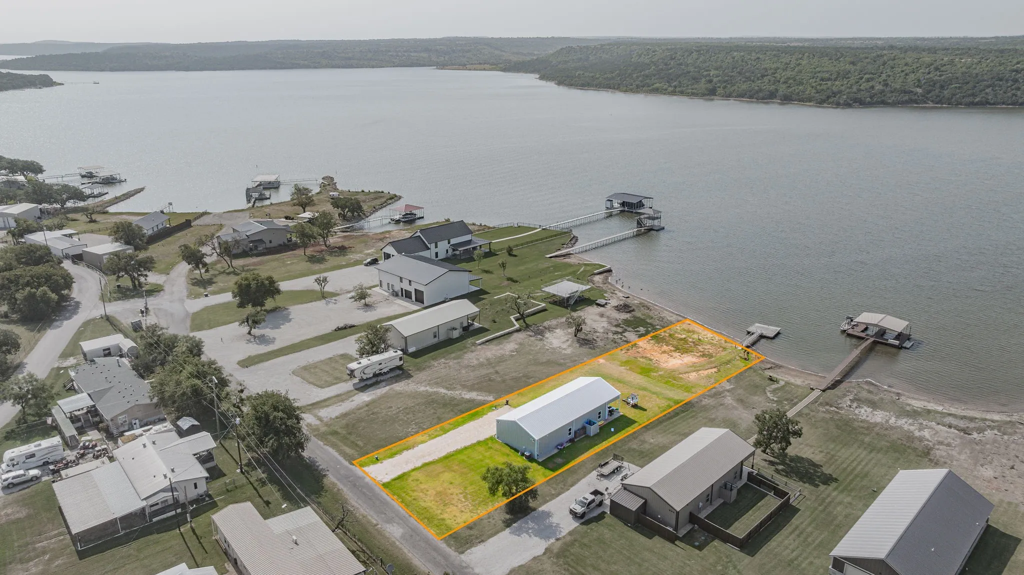 Single Family Residence For Sale in Stephens County , 17995 Pr 3004, Graham, Texas 76450, 3 Bedroom, 2 Bathroom, Garage spaces, 1,800 Sqft, built in 2022, Price $599,000, mls#21354779, Real Estate Agent in Graham, Homes For Sale in Stephens county, Homes For Sale in Graham, Realtor in Graham Texas, Real Estate Brokerage Independent Realty Texas, Luminita Cordes Realtor