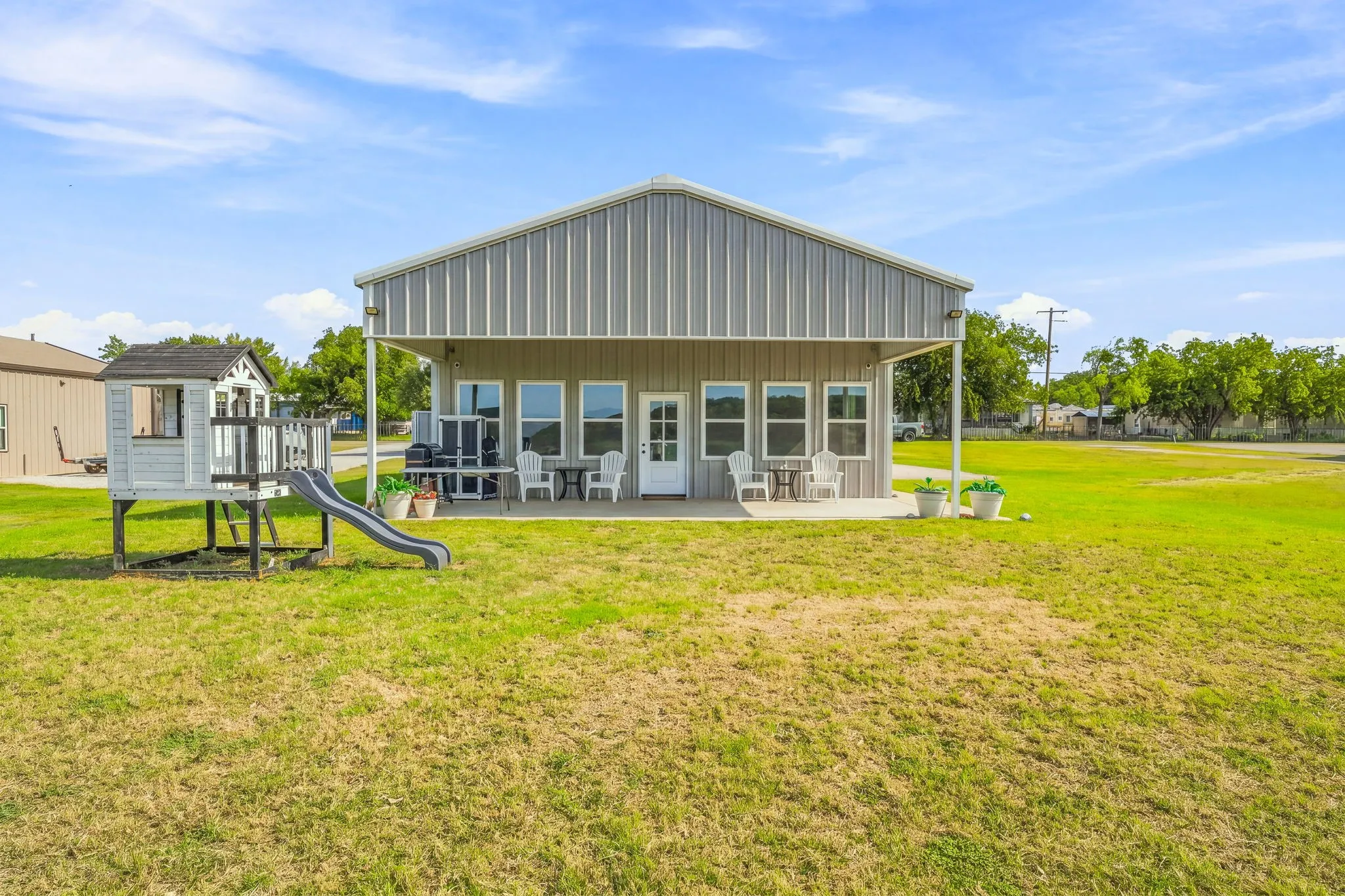 Single Family Residence For Sale in Stephens County , 17995 Pr 3004, Graham, Texas 76450, 3 Bedroom, 2 Bathroom, Garage spaces, 1,800 Sqft, built in 2022, Price $599,000, mls#21354779, Real Estate Agent in Graham, Homes For Sale in Stephens county, Homes For Sale in Graham, Realtor in Graham Texas, Real Estate Brokerage Independent Realty Texas, Luminita Cordes Realtor
