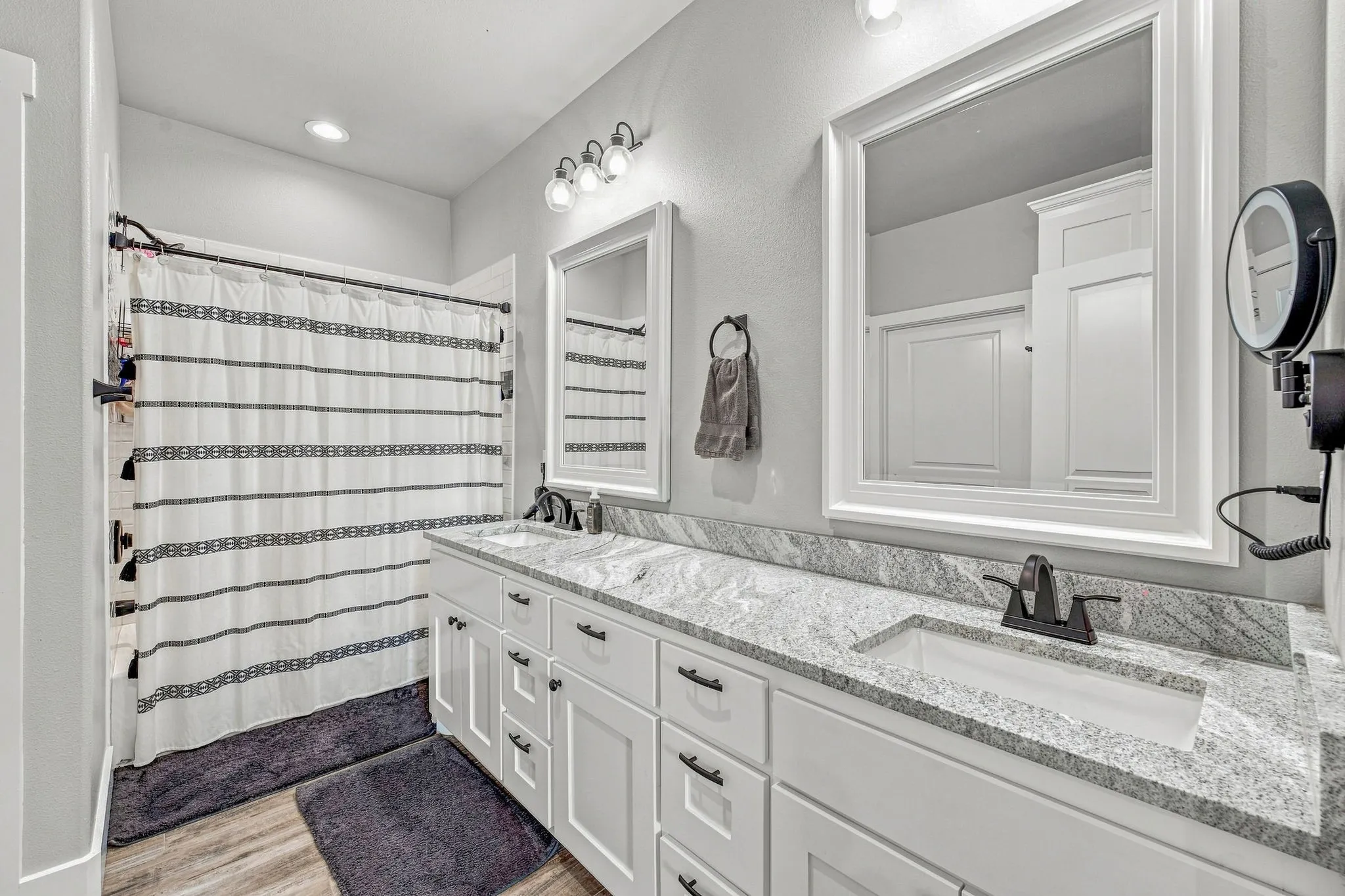 Single Family Residence For Sale in Stephens County , 17995 Pr 3004, Graham, Texas 76450, 3 Bedroom, 2 Bathroom, Garage spaces, 1,800 Sqft, built in 2022, Price $599,000, mls#21354779, Real Estate Agent in Graham, Homes For Sale in Stephens county, Homes For Sale in Graham, Realtor in Graham Texas, Real Estate Brokerage Independent Realty Texas, Luminita Cordes Realtor