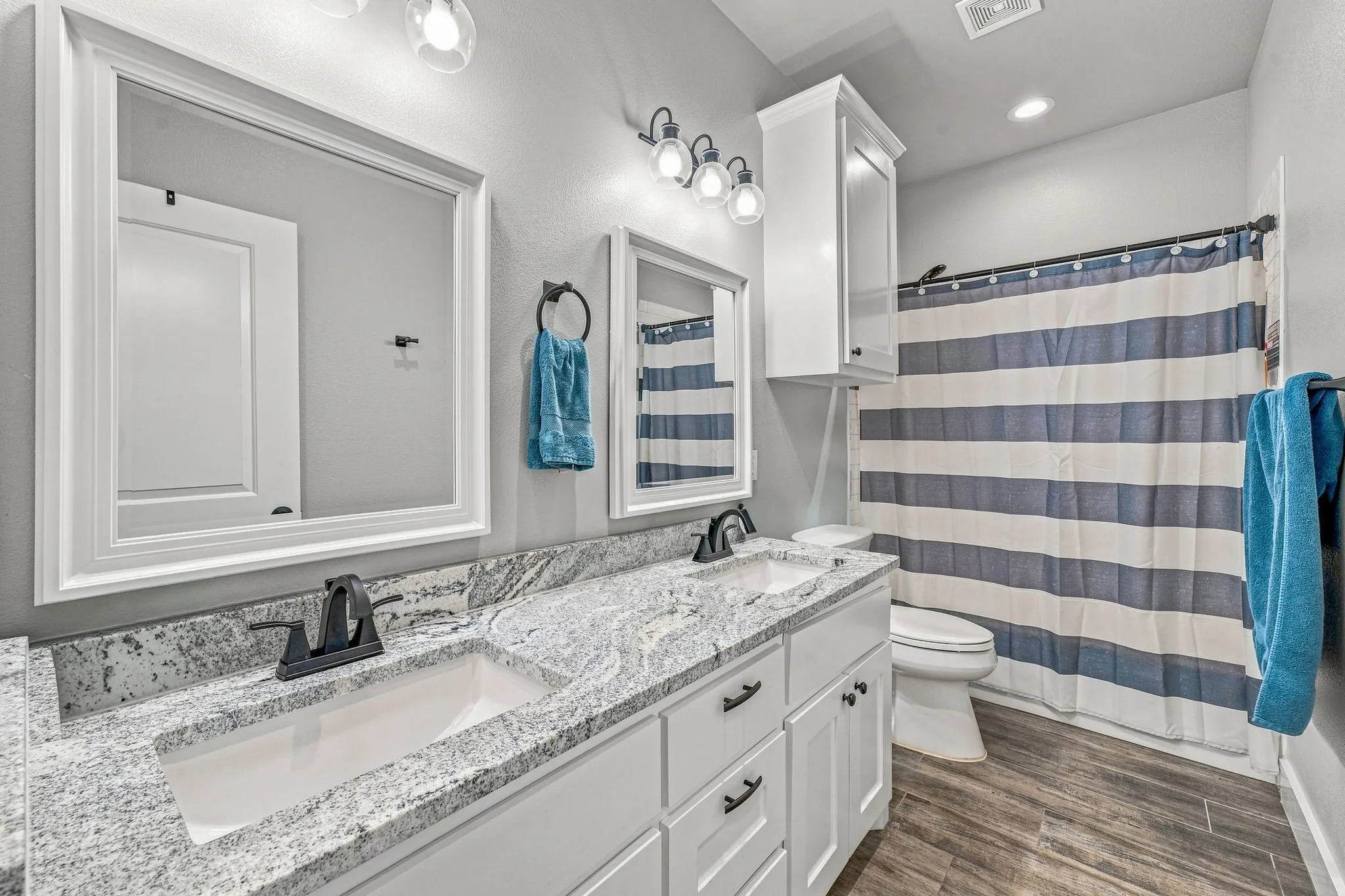 Single Family Residence For Sale in Stephens County , 17995 Pr 3004, Graham, Texas 76450, 3 Bedroom, 2 Bathroom, Garage spaces, 1,800 Sqft, built in 2022, Price $599,000, mls#21354779, Real Estate Agent in Graham, Homes For Sale in Stephens county, Homes For Sale in Graham, Realtor in Graham Texas, Real Estate Brokerage Independent Realty Texas, Luminita Cordes Realtor