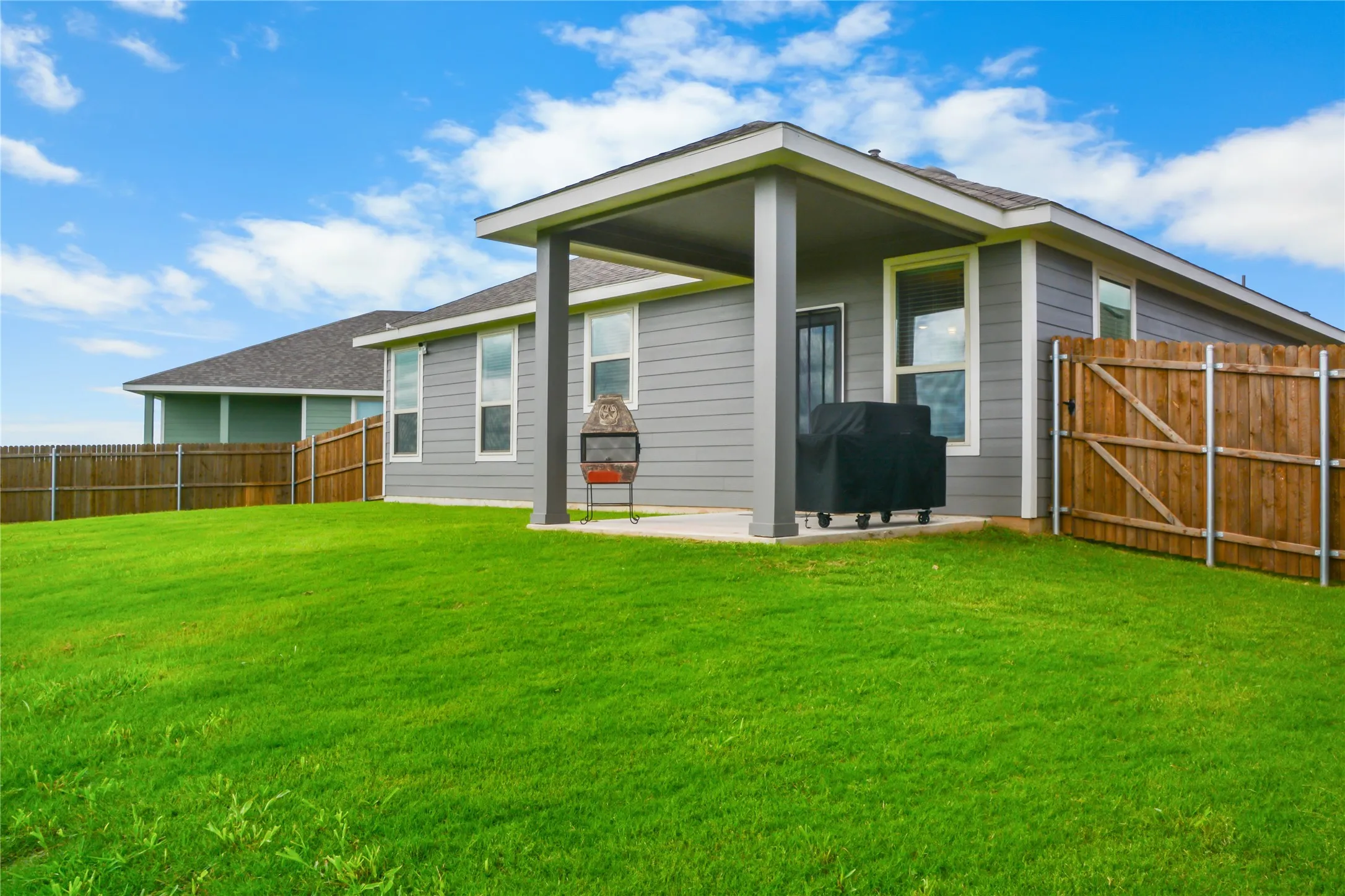 Single Family Residence For Sale in Johnson County , 808 Jaguar Ridge, Godley, Texas 76044, 3 Bedroom, 2 Bathroom, 2 Garage spaces, 1,492 Sqft, built in 2024, mls#21303828, Real Estate Agent in Godley, Homes For Sale in Johnson county, Homes For Sale in Godley, Realtor in Godley Texas, Real Estate Brokerage Independent Realty Texas, Luminita Cordes Realtor