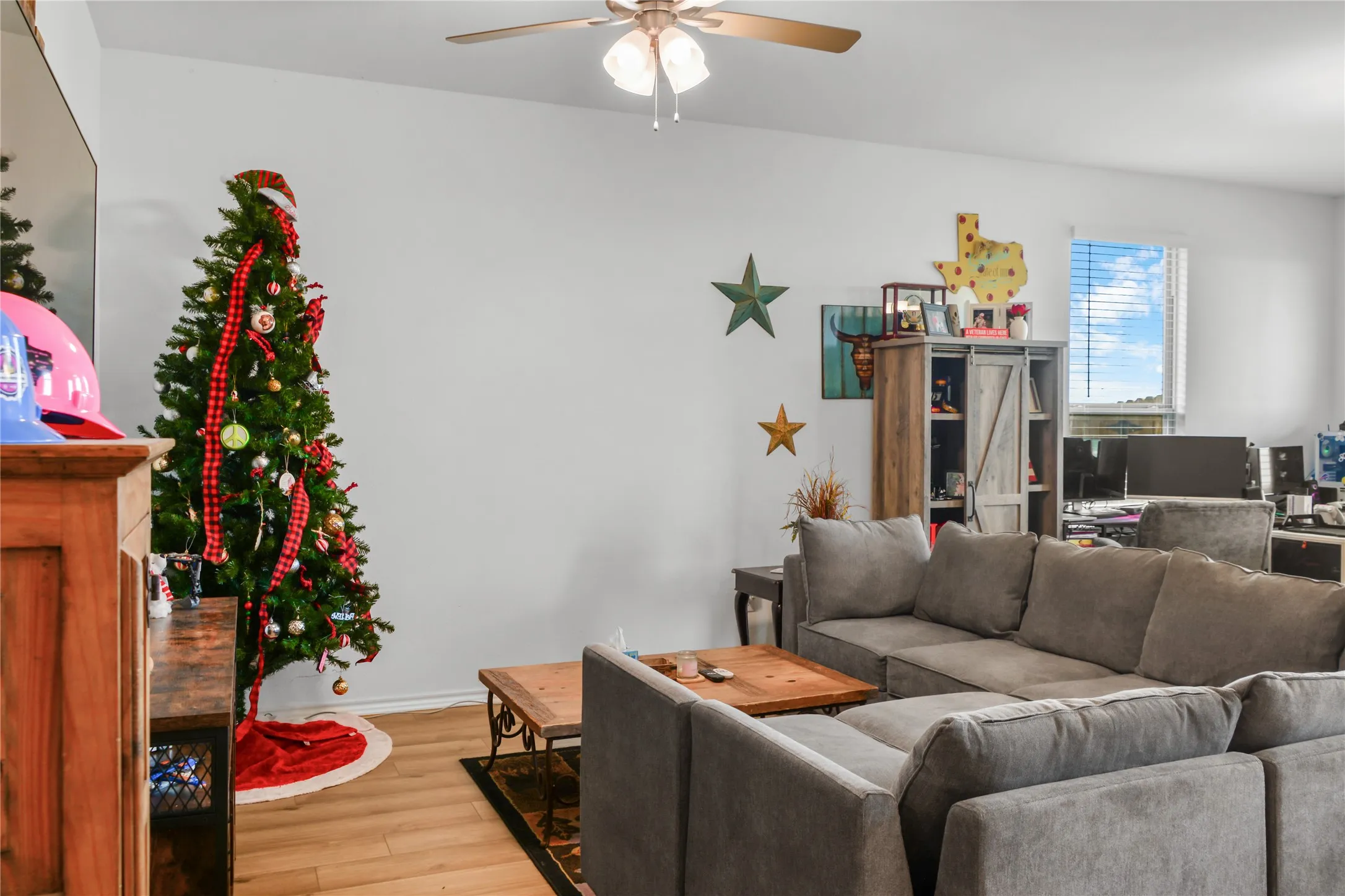 Single Family Residence For Sale in Johnson County , 808 Jaguar Ridge, Godley, Texas 76044, 3 Bedroom, 2 Bathroom, 2 Garage spaces, 1,492 Sqft, built in 2024, mls#21303828, Real Estate Agent in Godley, Homes For Sale in Johnson county, Homes For Sale in Godley, Realtor in Godley Texas, Real Estate Brokerage Independent Realty Texas, Luminita Cordes Realtor