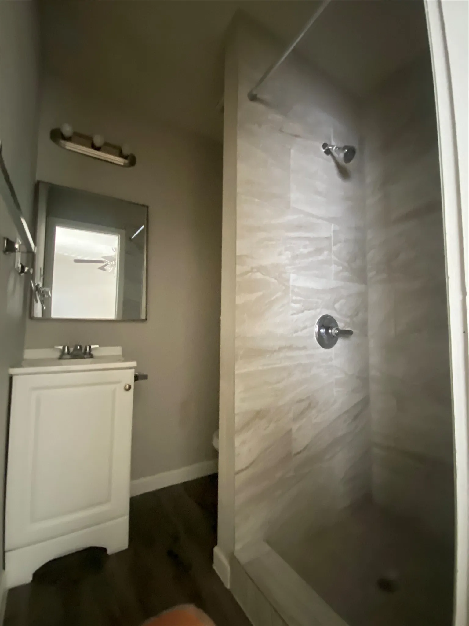 Single Family Residence For Rent in Dallas County , 2516 Trinity Street, Irving, Texas 75062, 3 Bedroom, 1 Bathroom, Garage spaces, 1,617 Sqft, built in 1964, mls#21356800, Real Estate Agent in Irving, Homes For Rent in Dallas county, Homes For Rent in Irving, Realtor in Irving Texas, Real Estate Brokerage Independent Realty Texas, Luminita Cordes Realtor