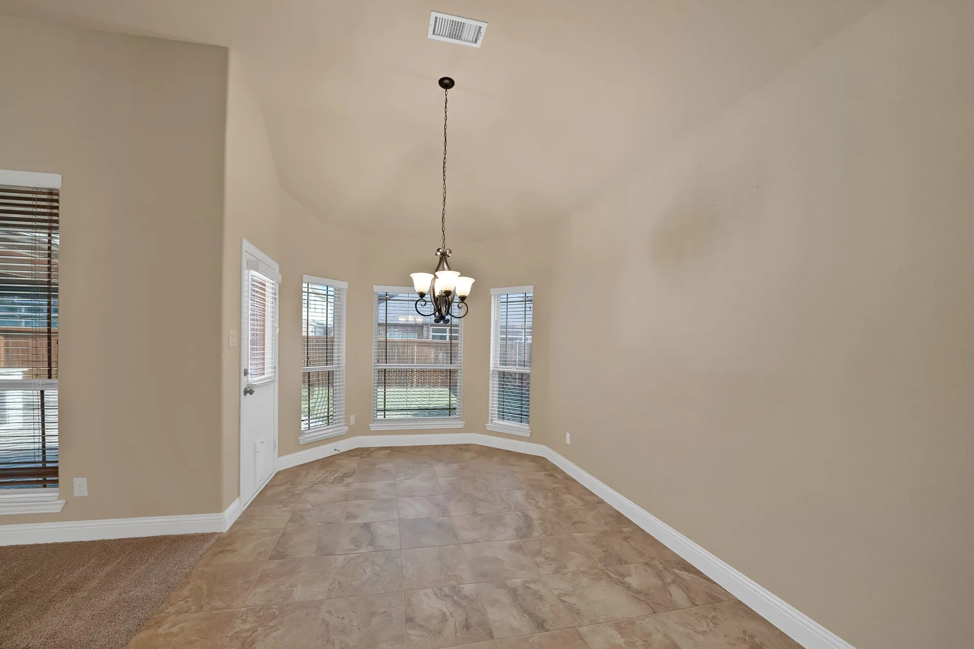 Single Family Residence For Sale in Tarrant County , 2662 La Jolla Boulevard, Grand Prairie, Texas 75054, 4 Bedroom, 3 Bathroom, 2 Garage spaces, 3,598 Sqft, built in 2020, mls#21354282, Real Estate Agent in Grand Prairie, Homes For Sale in Tarrant county, Homes For Sale in Grand Prairie, Realtor in Grand Prairie Texas, Real Estate Brokerage Independent Realty Texas, Luminita Cordes Realtor