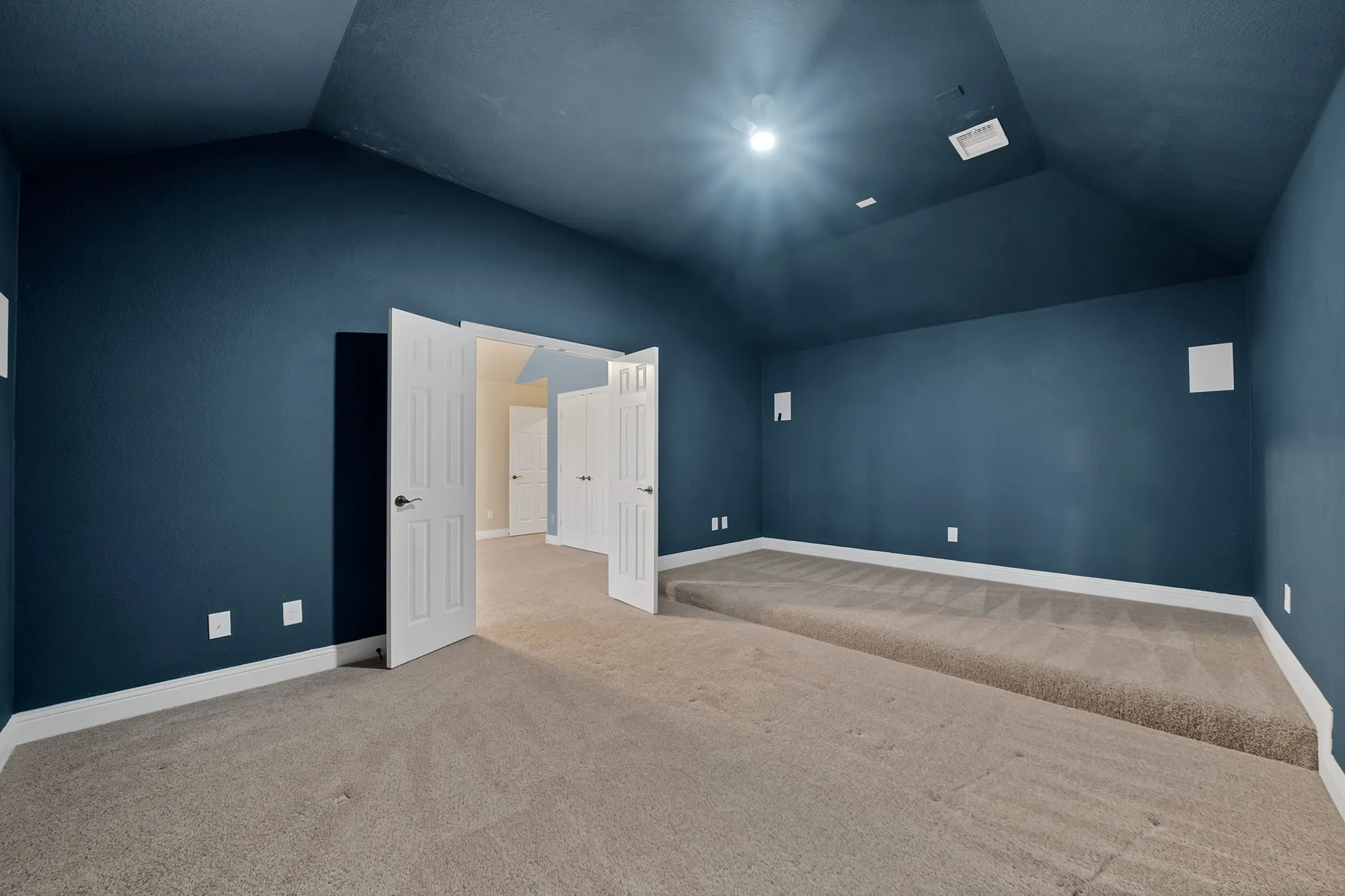 Single Family Residence For Sale in Tarrant County , 2662 La Jolla Boulevard, Grand Prairie, Texas 75054, 4 Bedroom, 3 Bathroom, 2 Garage spaces, 3,598 Sqft, built in 2020, mls#21354282, Real Estate Agent in Grand Prairie, Homes For Sale in Tarrant county, Homes For Sale in Grand Prairie, Realtor in Grand Prairie Texas, Real Estate Brokerage Independent Realty Texas, Luminita Cordes Realtor