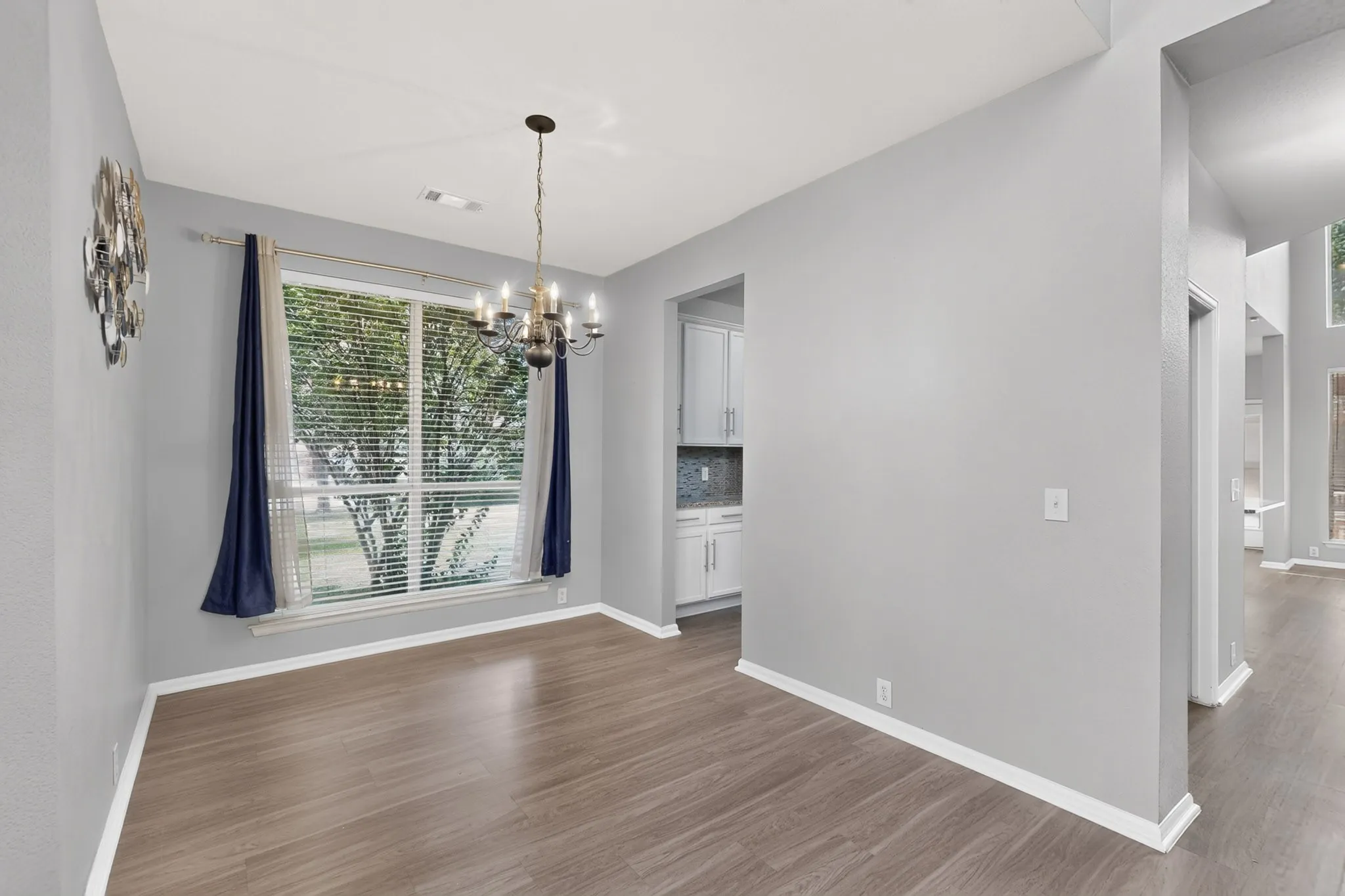Single Family Residence For Rent in Denton County , 2712 Thorncreek Lane, Fort Worth, Texas 76177, 5 Bedroom, 4 Bathroom, 2 Garage spaces, 3,188 Sqft, built in 2005, mls#21356804, Real Estate Agent in Fort Worth, Homes For Rent in Denton county, Homes For Rent in Fort Worth, Realtor in Fort Worth Texas, Real Estate Brokerage Independent Realty Texas, Luminita Cordes Realtor