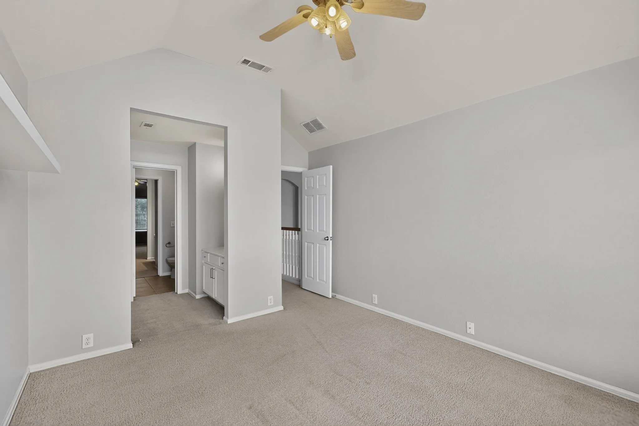 Single Family Residence For Rent in Denton County , 2712 Thorncreek Lane, Fort Worth, Texas 76177, 5 Bedroom, 4 Bathroom, 2 Garage spaces, 3,188 Sqft, built in 2005, mls#21356804, Real Estate Agent in Fort Worth, Homes For Rent in Denton county, Homes For Rent in Fort Worth, Realtor in Fort Worth Texas, Real Estate Brokerage Independent Realty Texas, Luminita Cordes Realtor