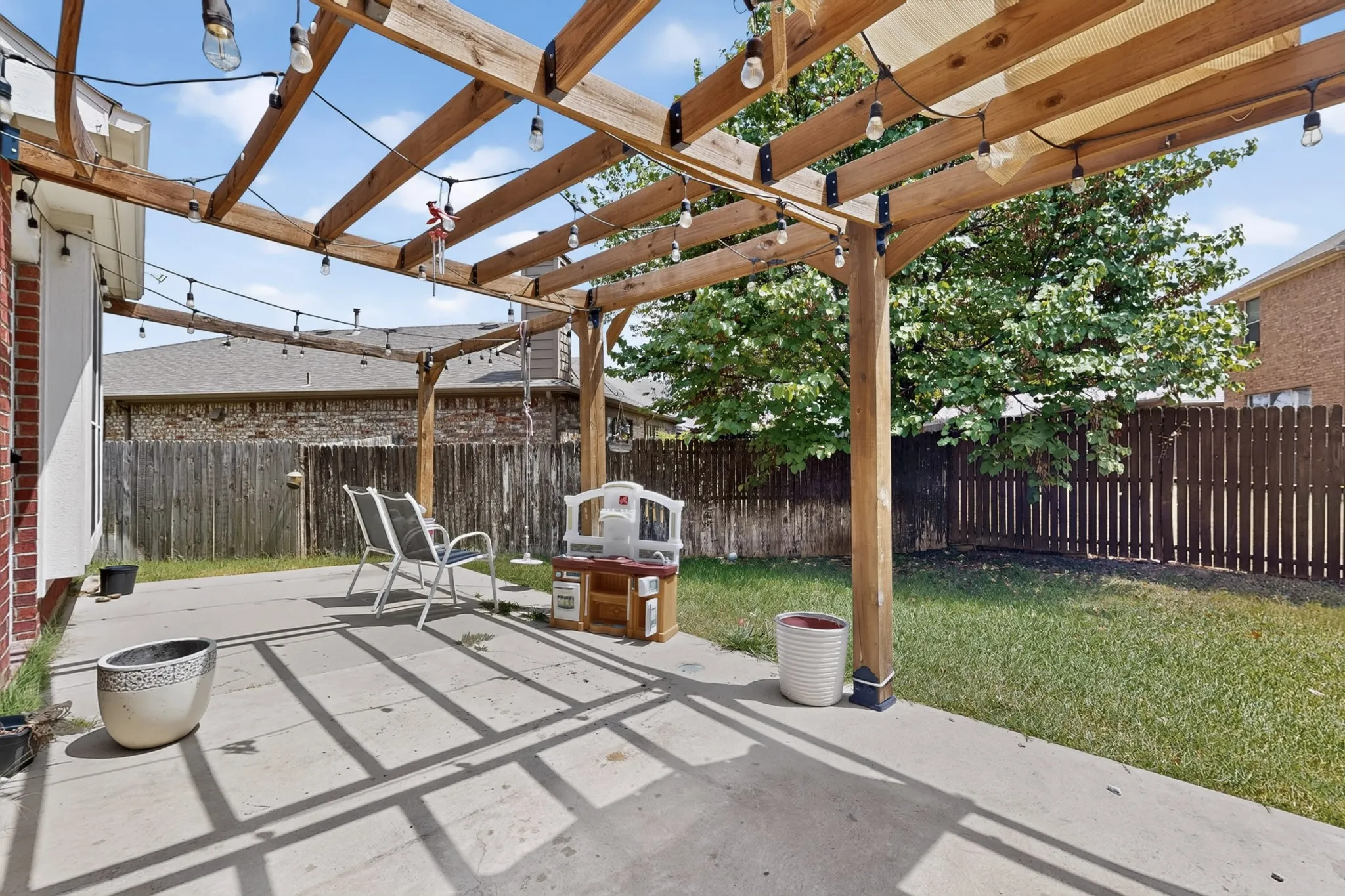 Single Family Residence For Rent in Denton County , 2712 Thorncreek Lane, Fort Worth, Texas 76177, 5 Bedroom, 4 Bathroom, 2 Garage spaces, 3,188 Sqft, built in 2005, mls#21356804, Real Estate Agent in Fort Worth, Homes For Rent in Denton county, Homes For Rent in Fort Worth, Realtor in Fort Worth Texas, Real Estate Brokerage Independent Realty Texas, Luminita Cordes Realtor