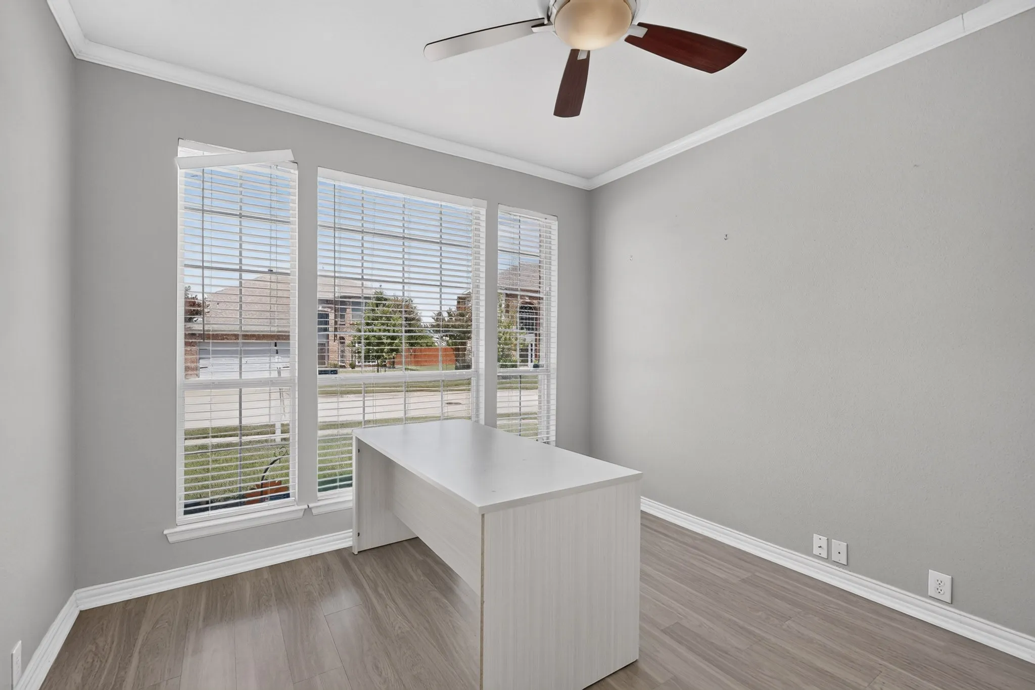 Single Family Residence For Rent in Denton County , 2712 Thorncreek Lane, Fort Worth, Texas 76177, 5 Bedroom, 4 Bathroom, 2 Garage spaces, 3,188 Sqft, built in 2005, mls#21356804, Real Estate Agent in Fort Worth, Homes For Rent in Denton county, Homes For Rent in Fort Worth, Realtor in Fort Worth Texas, Real Estate Brokerage Independent Realty Texas, Luminita Cordes Realtor