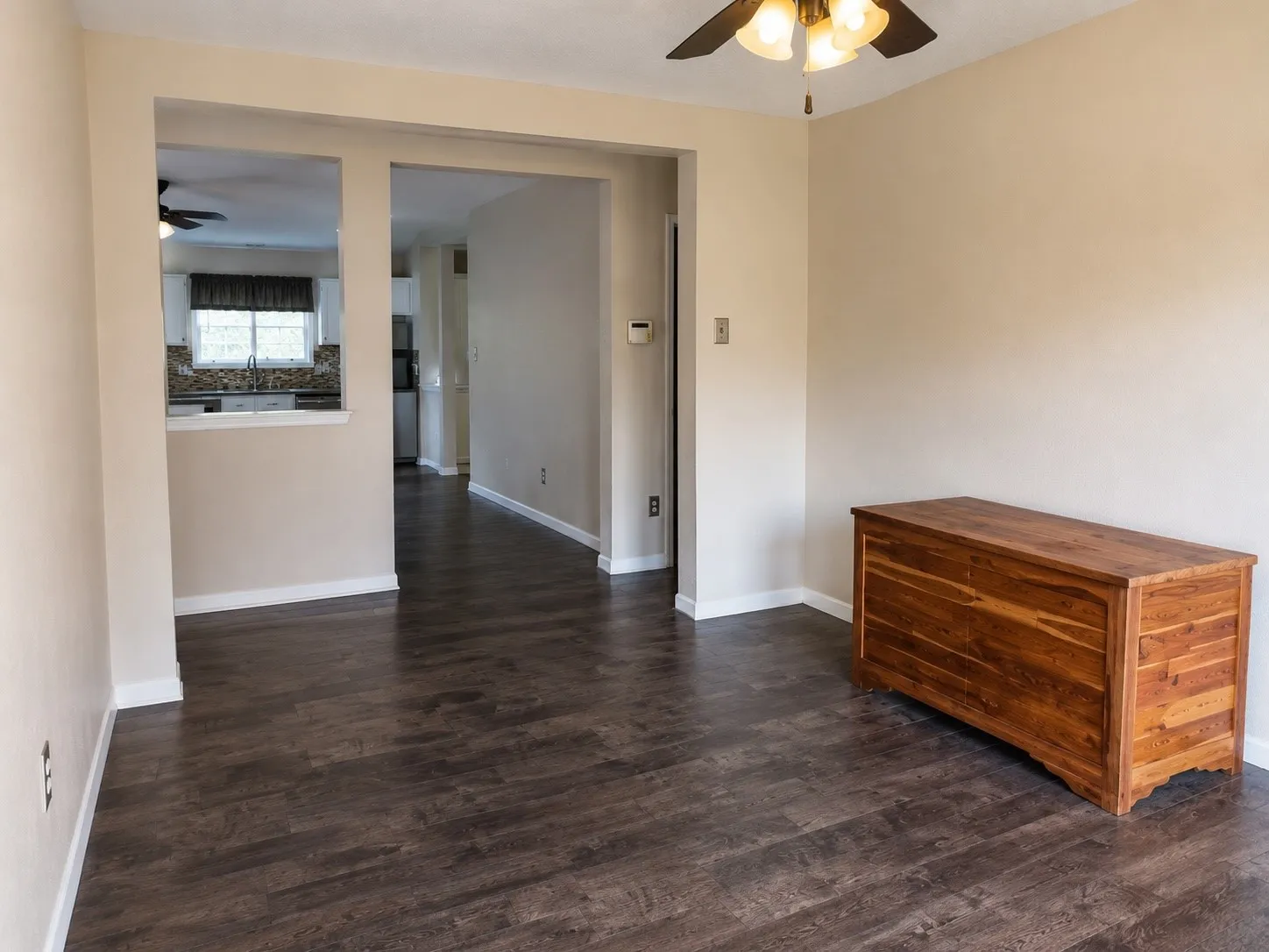 Single Family Residence For Sale in Collin County , 6410 Liberty Court, Frisco, Texas 75035, 3 Bedroom, 3 Bathroom, 2 Garage spaces, 2,036 Sqft, built in 1999, mls#21330769, Real Estate Agent in Frisco, Homes For Sale in Collin county, Homes For Sale in Frisco, Realtor in Frisco Texas, Real Estate Brokerage Independent Realty Texas, Luminita Cordes Realtor